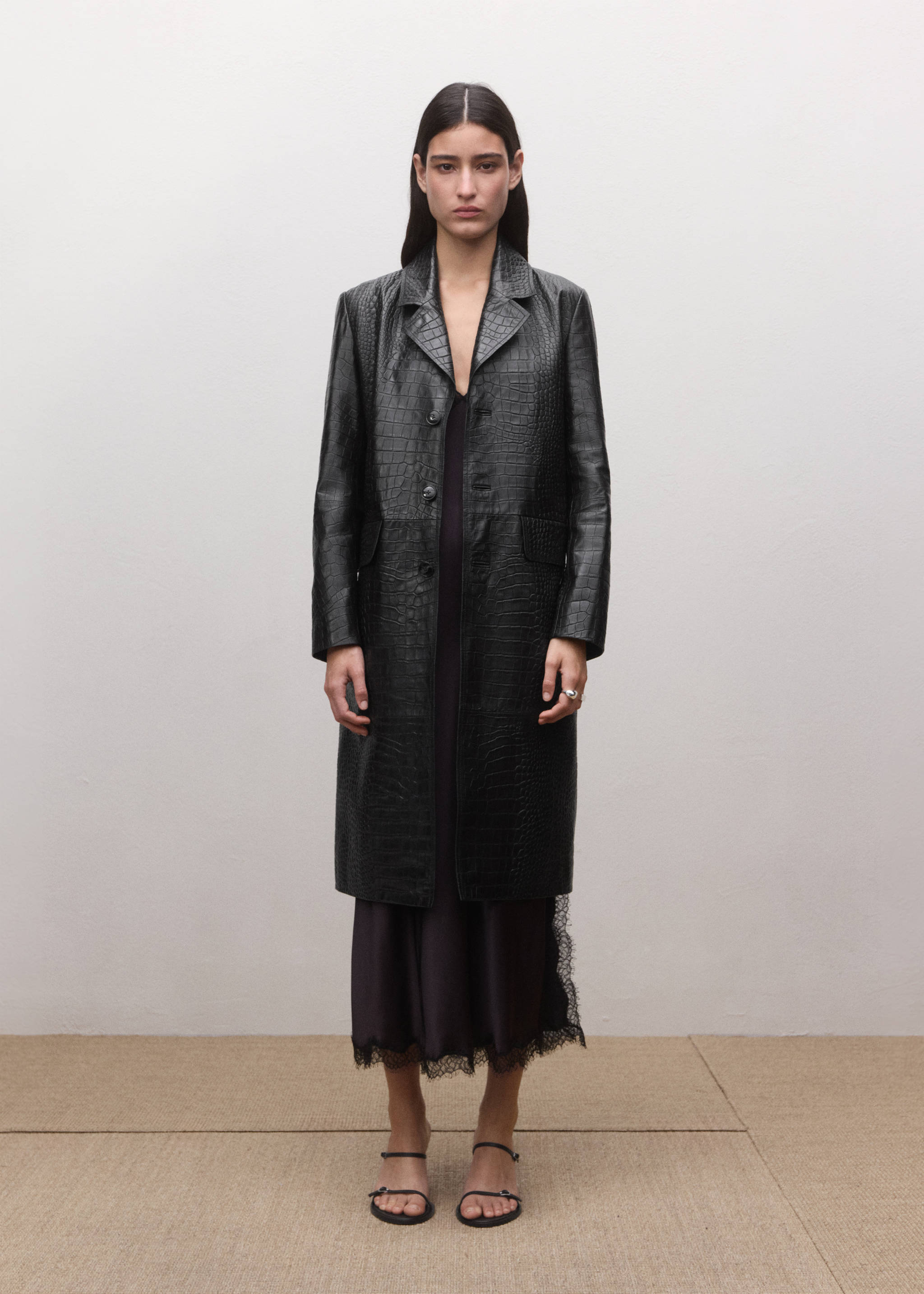 Robe dentelle ouverture - Plan général