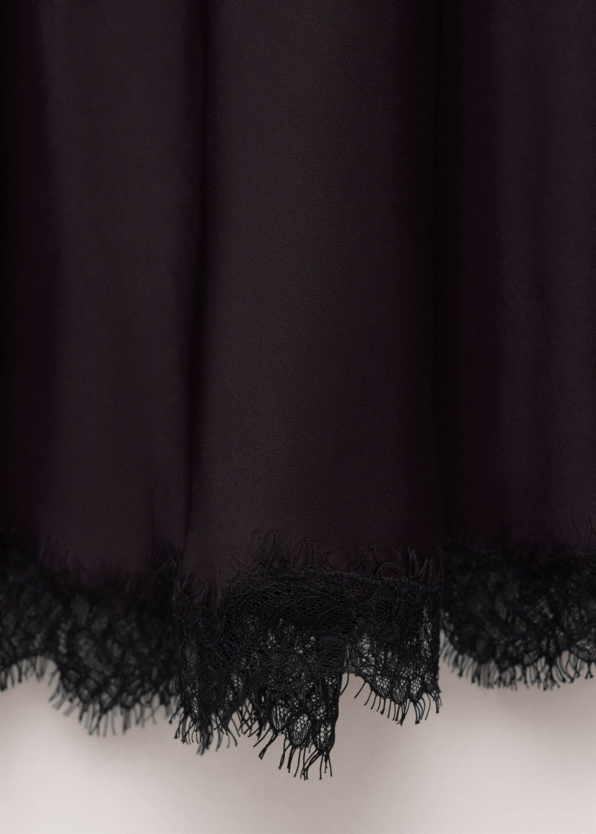 Robe dentelle ouverture - Détail de l'article 0