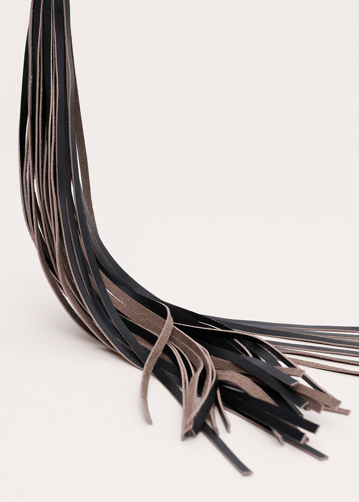Fringed leather keyring — Black