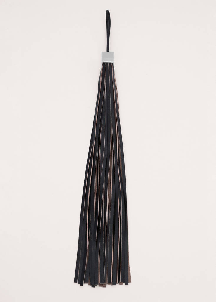 Fringed leather keyring — Black