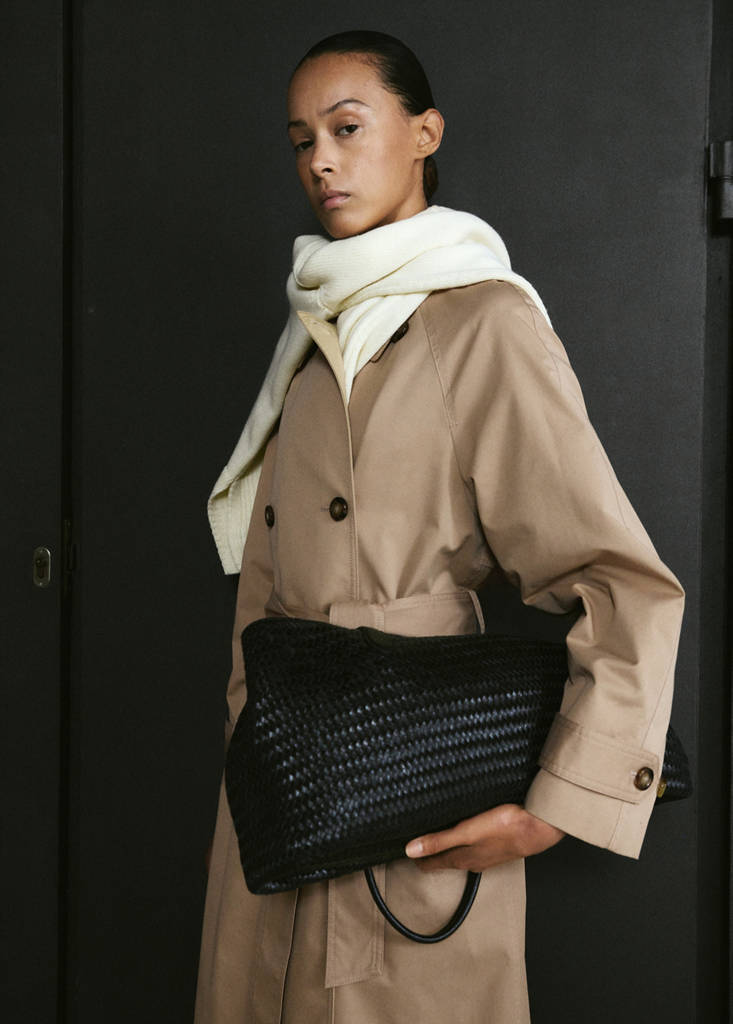 Long double-breasted trench coat — Beige