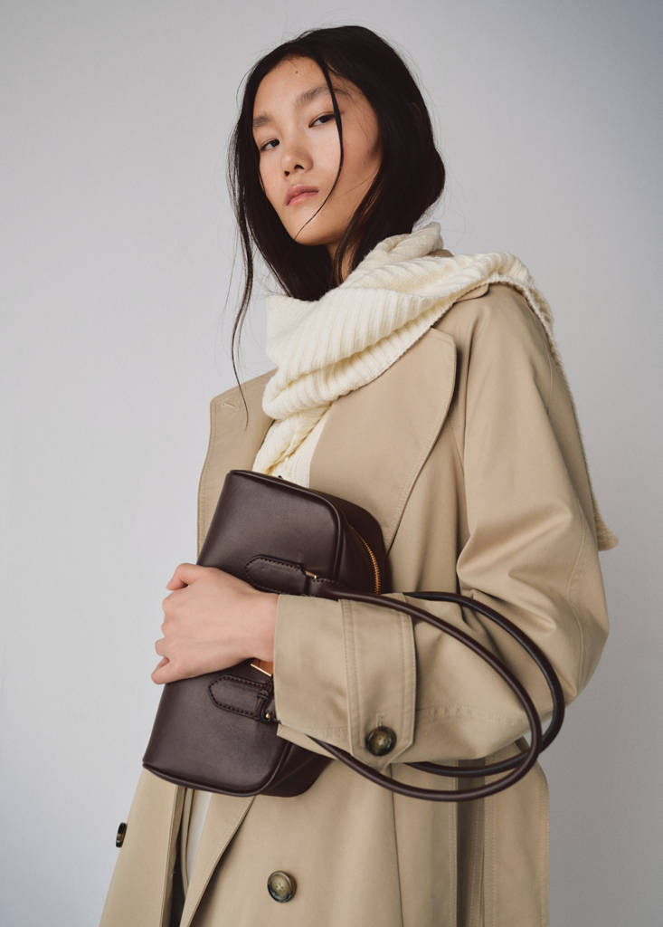 Long double-breasted trench coat — Beige