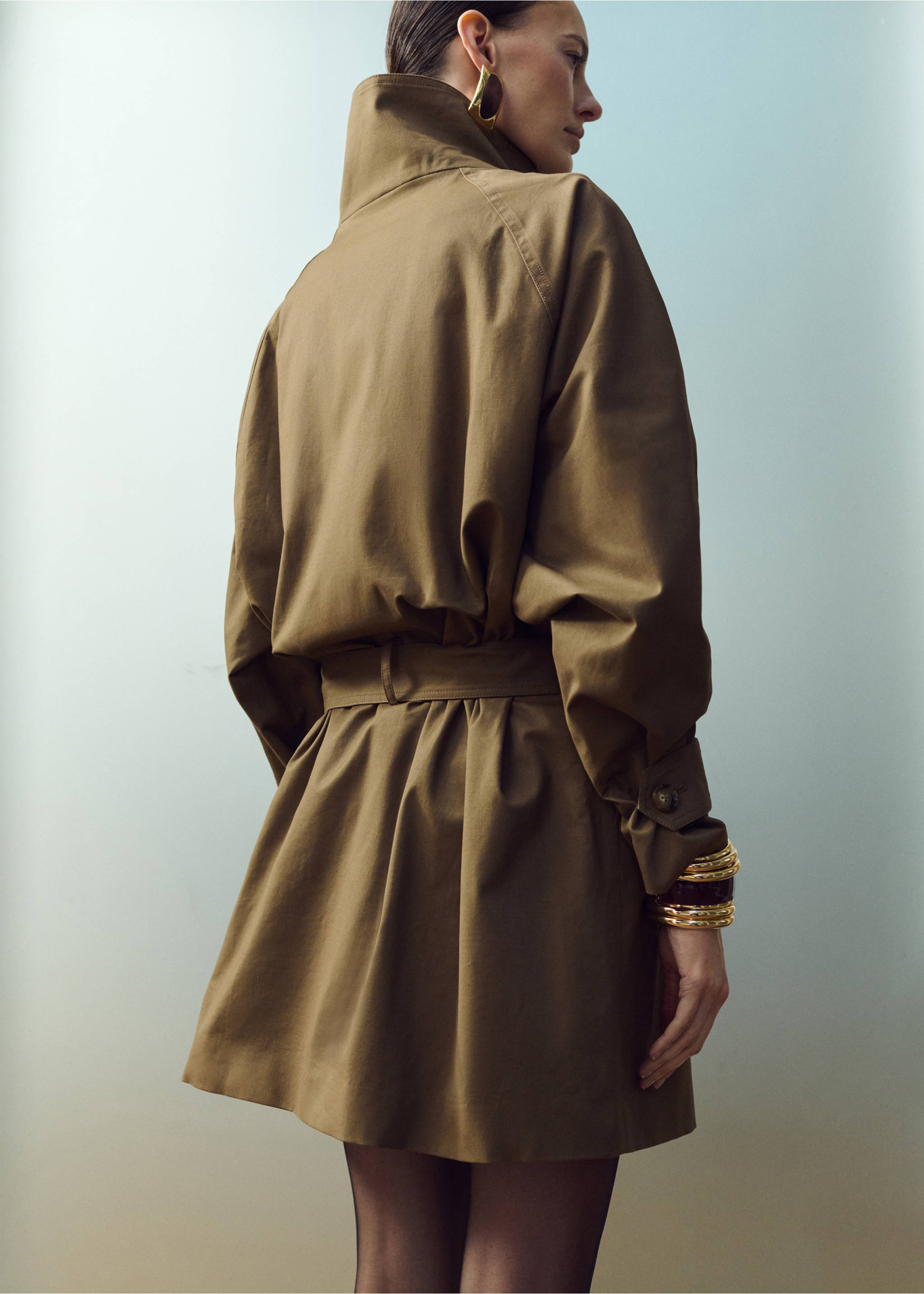 Funnel neck belted trench coat - Reverse of the article, Medium Brown. Ref: 27044775-00.