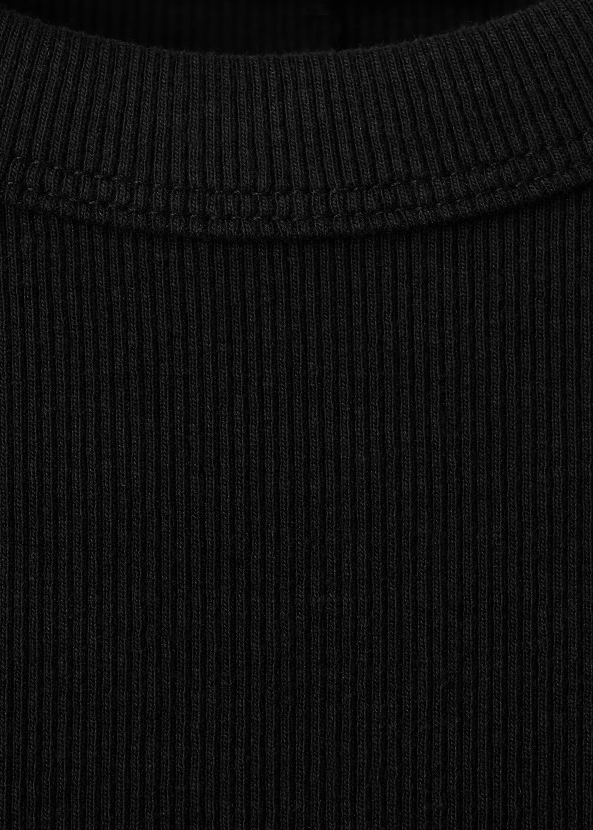 Maxi dress with slit details - Details of the article 0