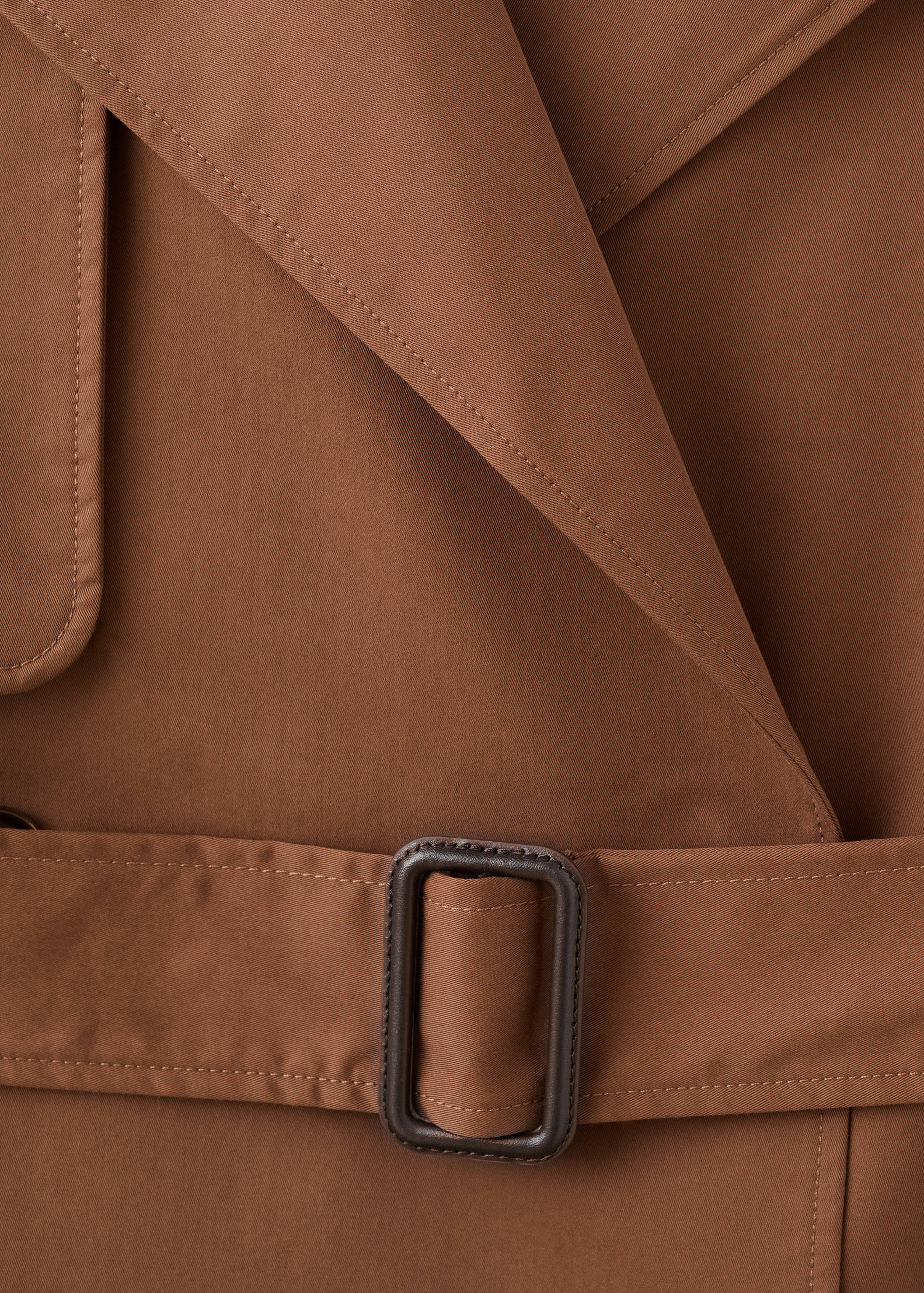 Long double-breasted trench coat - Details of the article 8