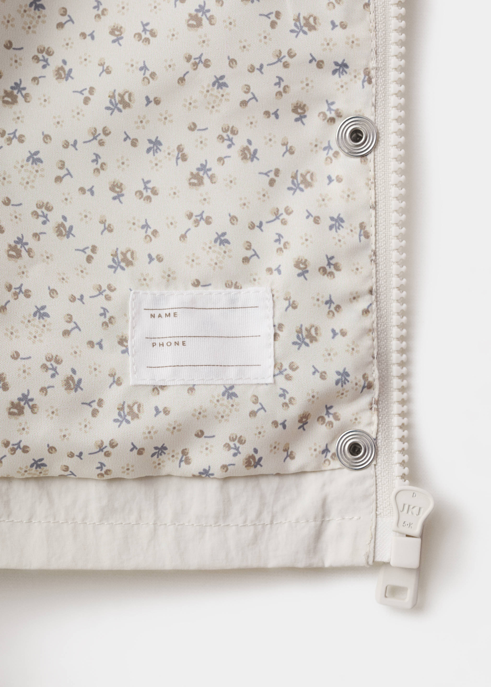 Chaqueta impermeable capucha - Detalle del artículo 0