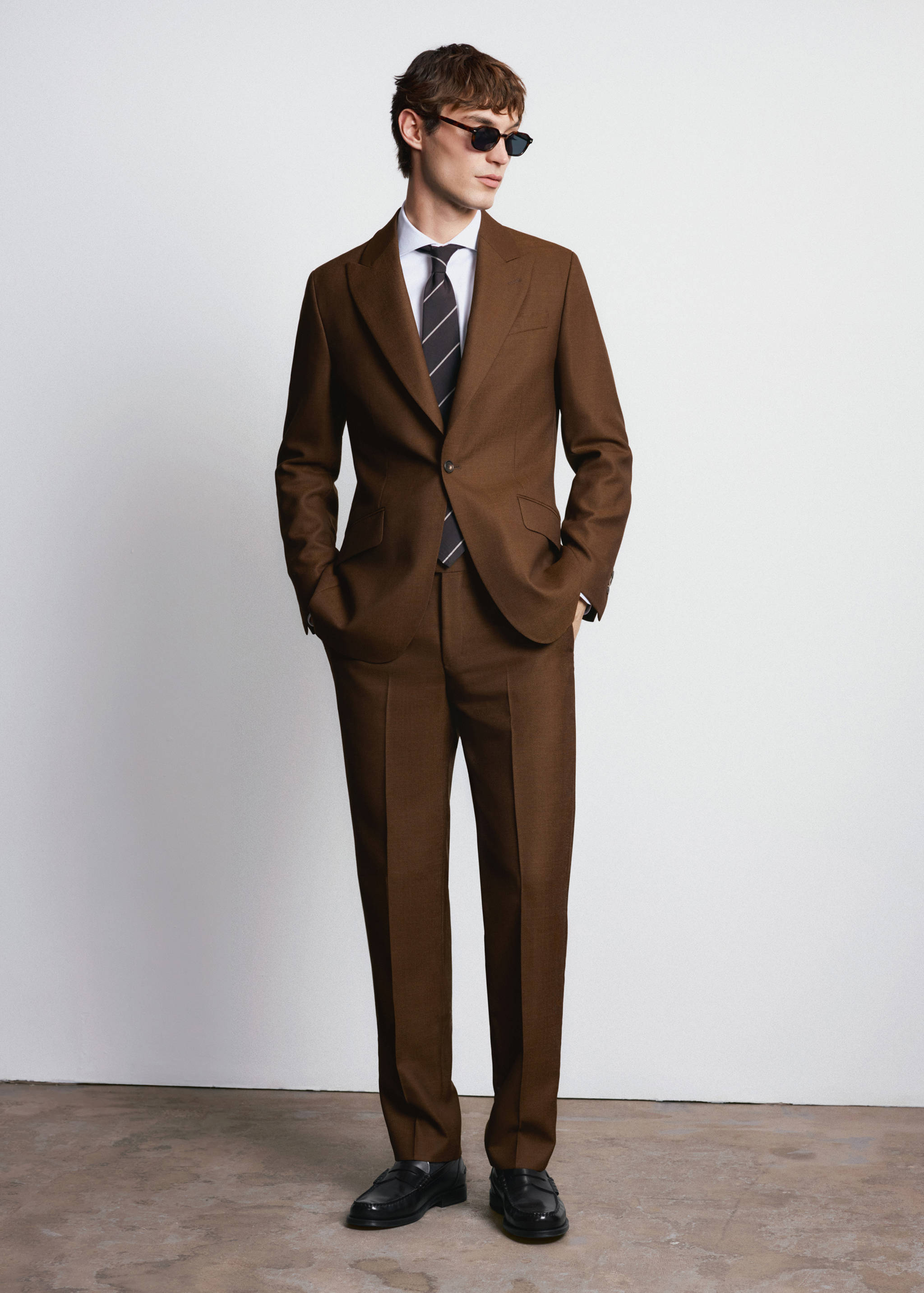 Pantalón slim fit 100% lana Vitale Barberis Canonico® - Plano general