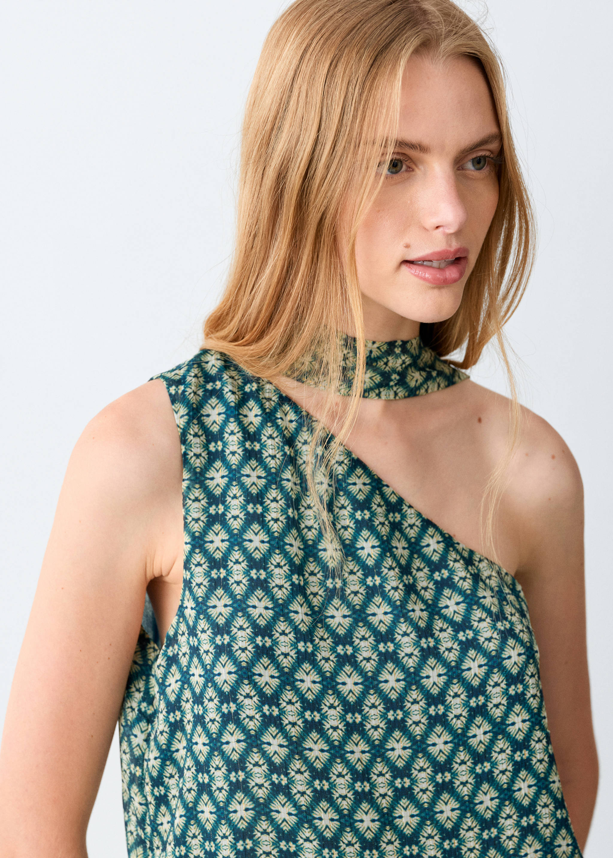 Blouse asymétrique col noué - Plan moyen