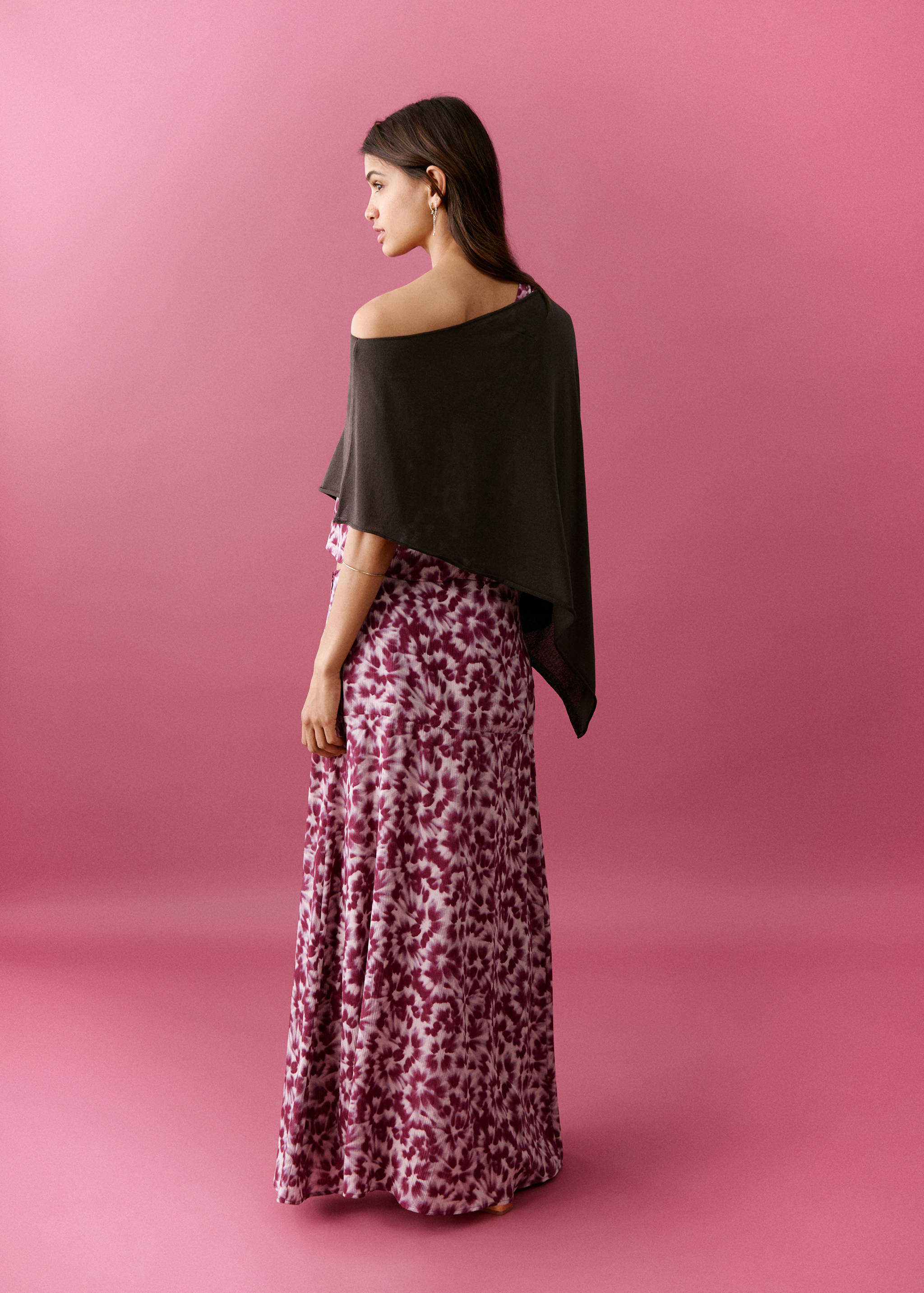 Asymmetrisches Strick-Cape - Rückseite des Artikels