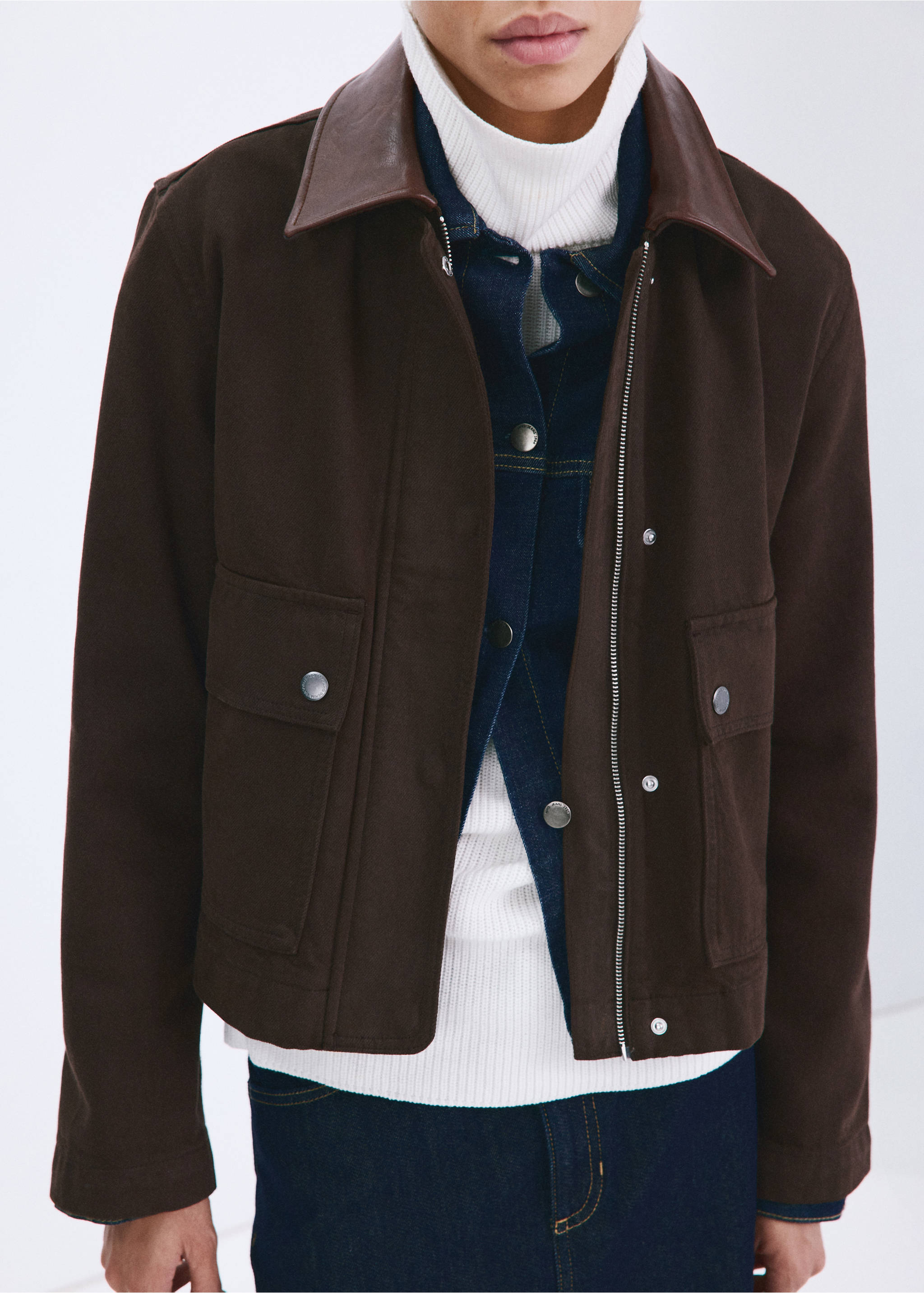 Parka en jean col contrasté - Plan moyen, Chocolat. Ref: 27045819-00.