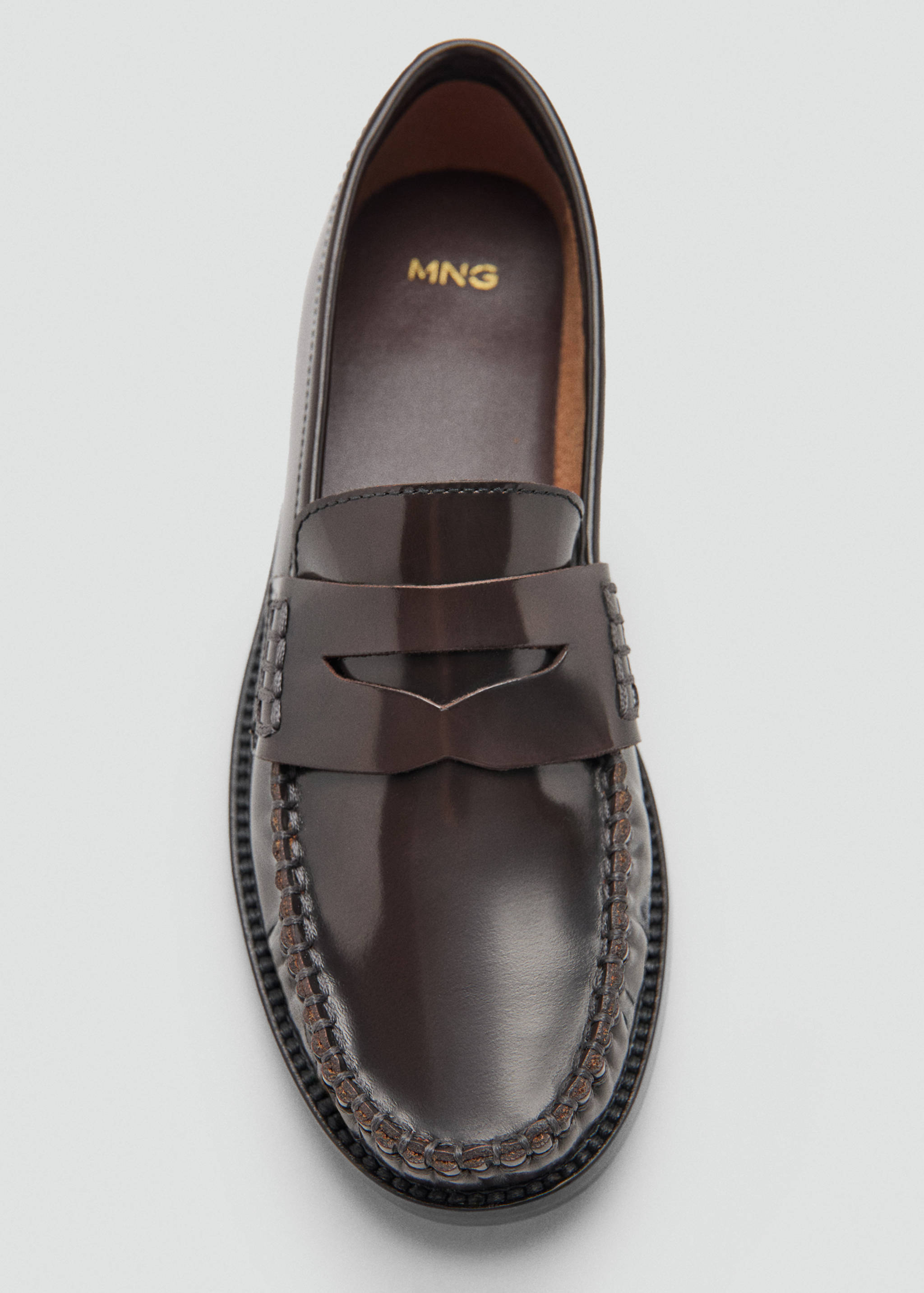 Gathered leather moccasin - Details of the article 3