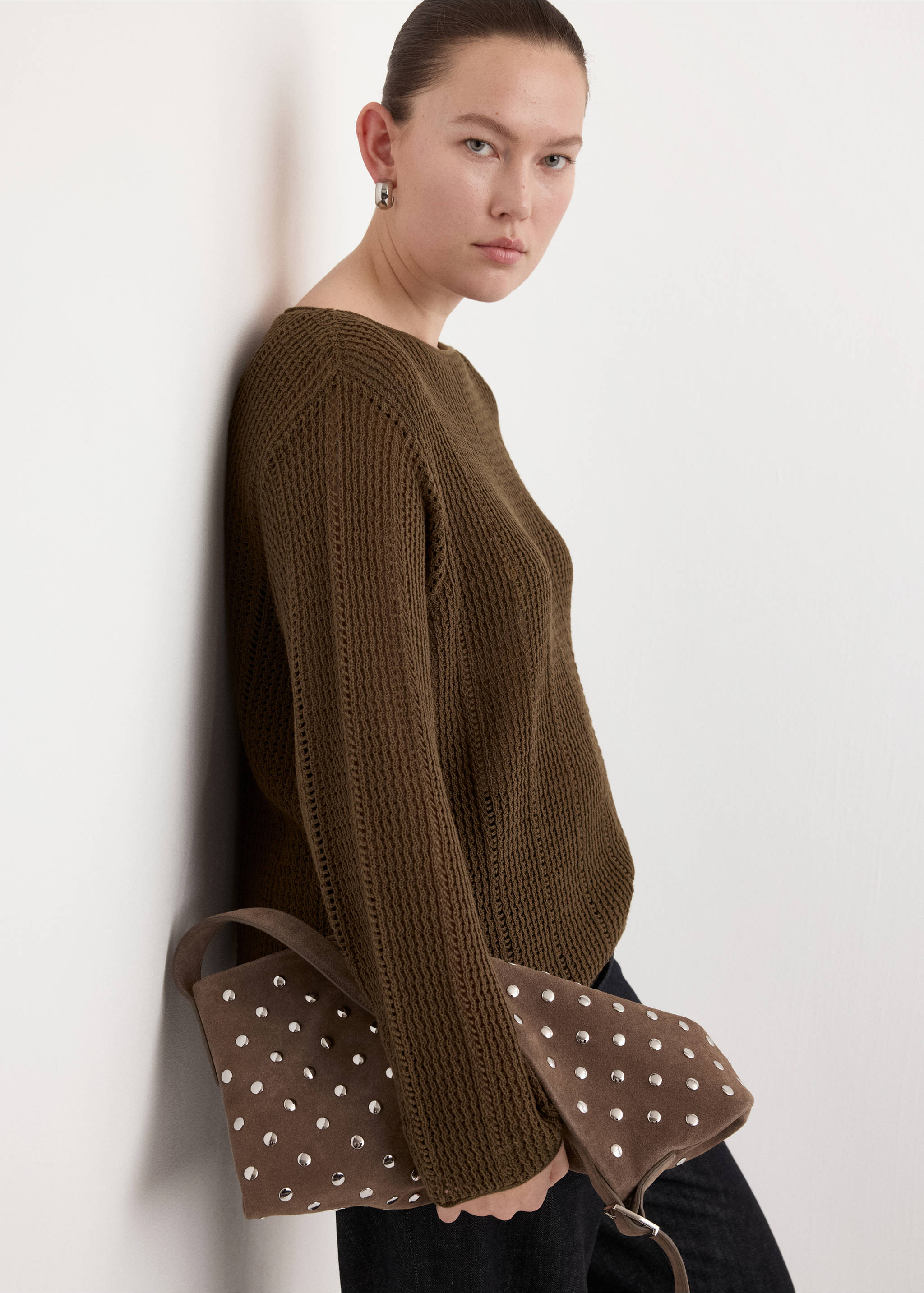 Knitted ribbed sweater - Details of the article 5, Khaki. Ref: 27045834-00.