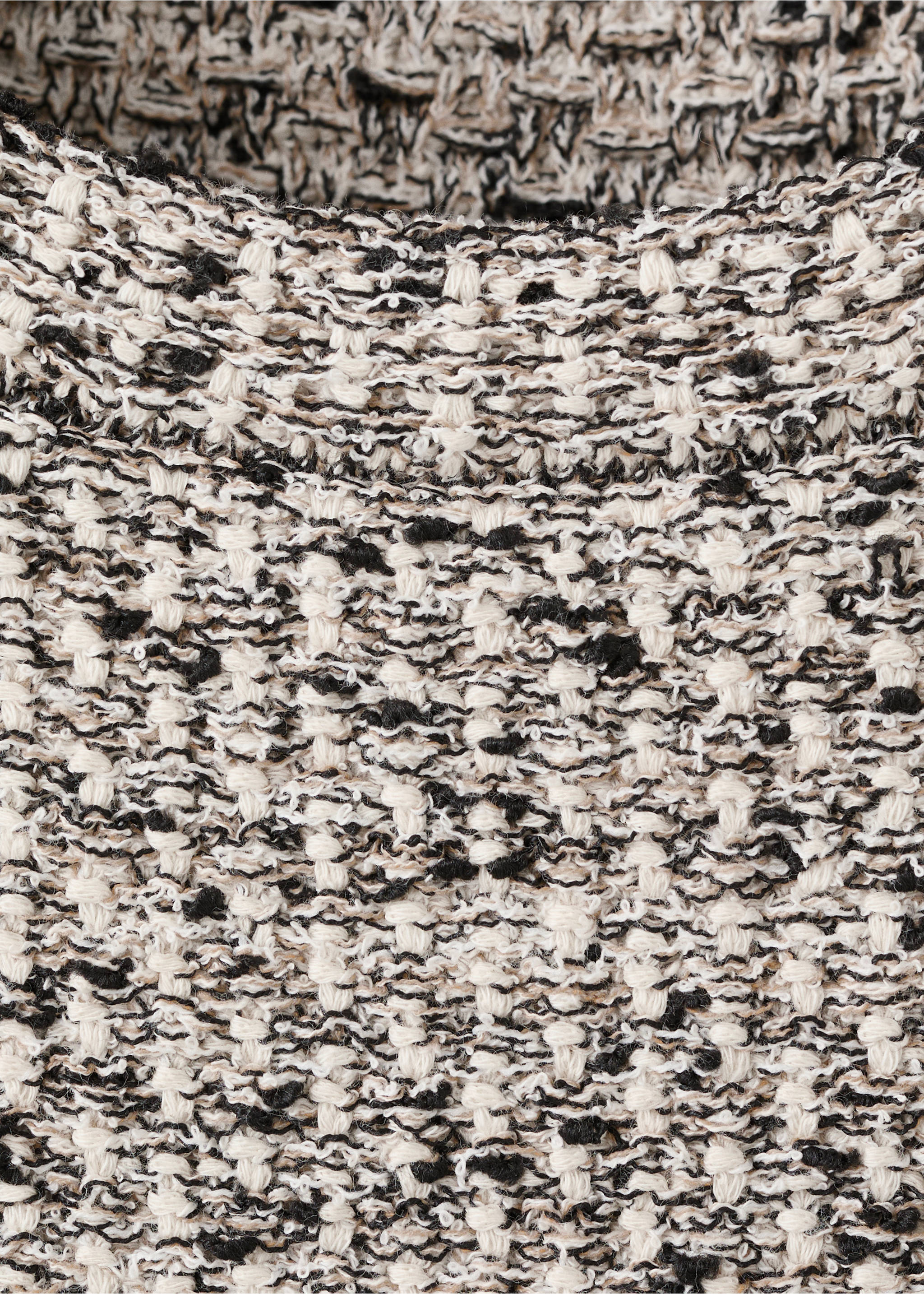 Tweed top with frayed edge finish - Details of the article 8, Black. Ref: 27045840-00.