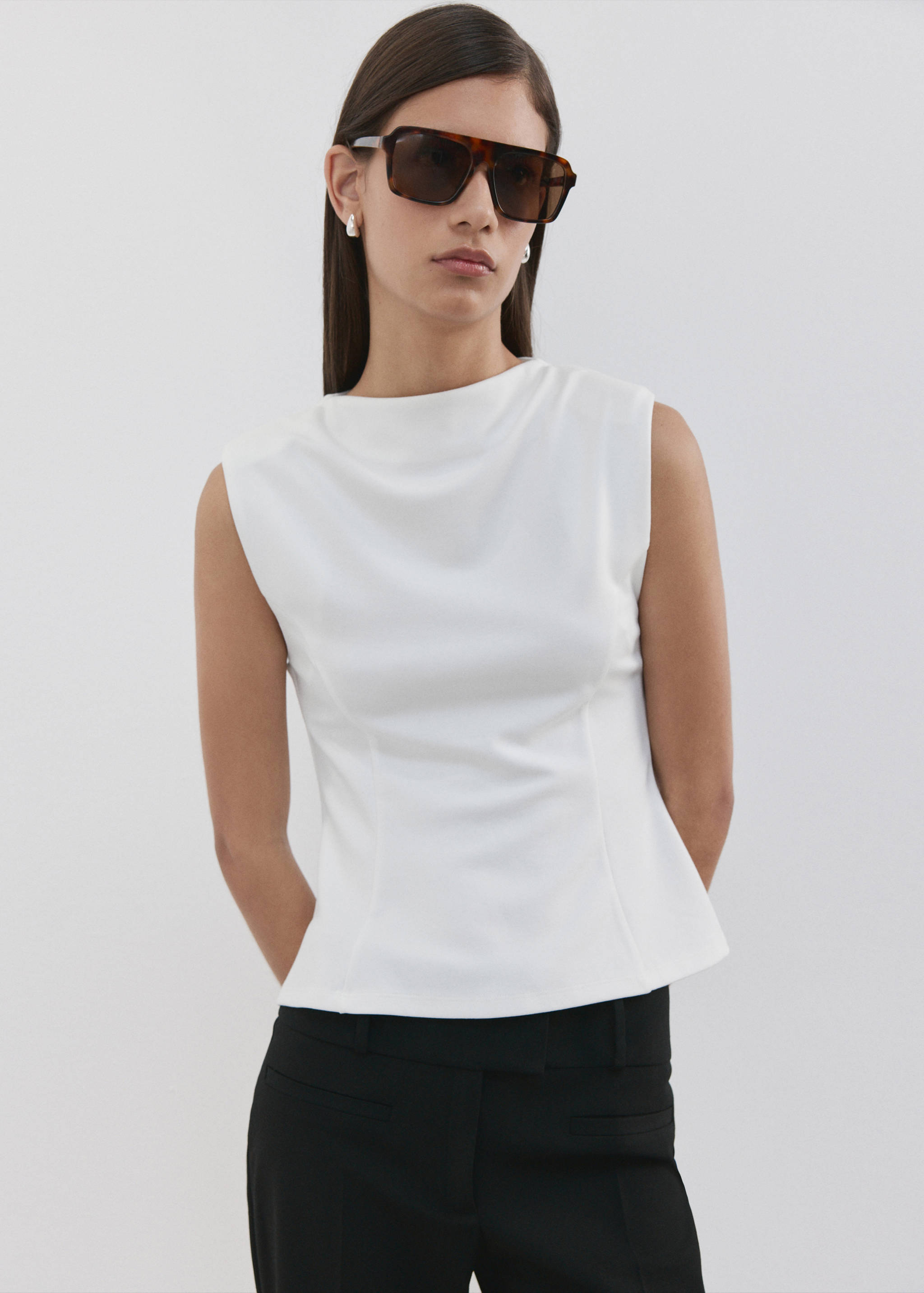 Peplum shoulder pad T-shirt - Medium plane