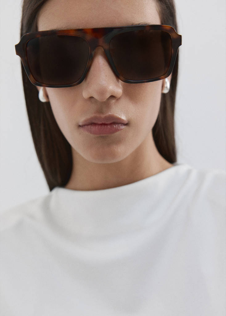 Peplum shoulder pad T-shirt — Off White