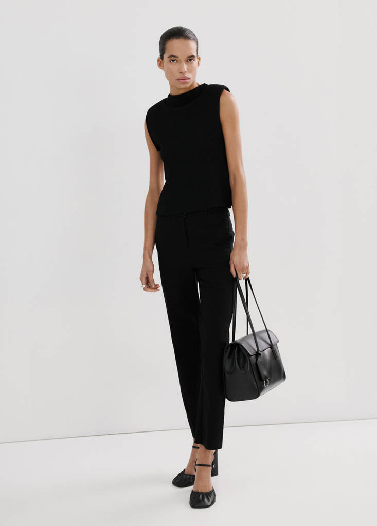 Peplum shoulder pad T-shirt — Black
