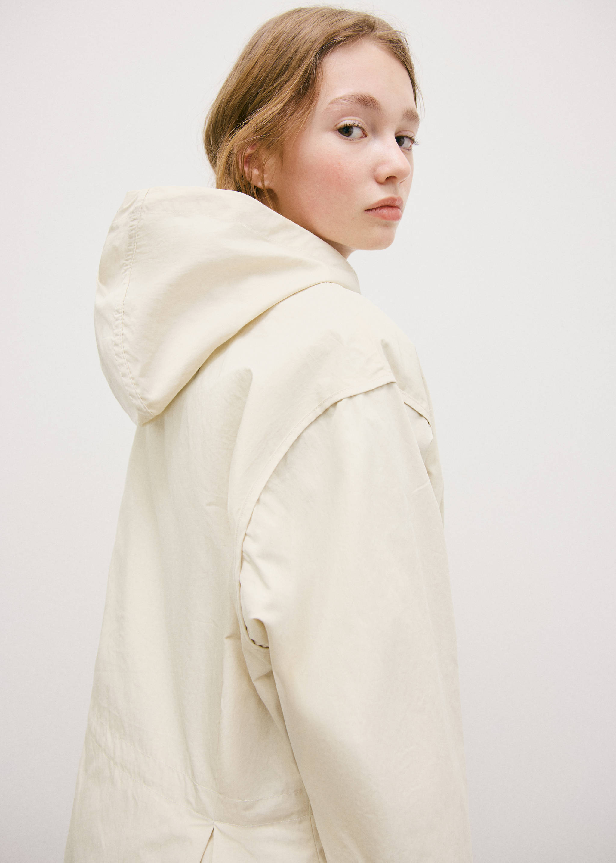 Rubberised jacket with tie - General plane