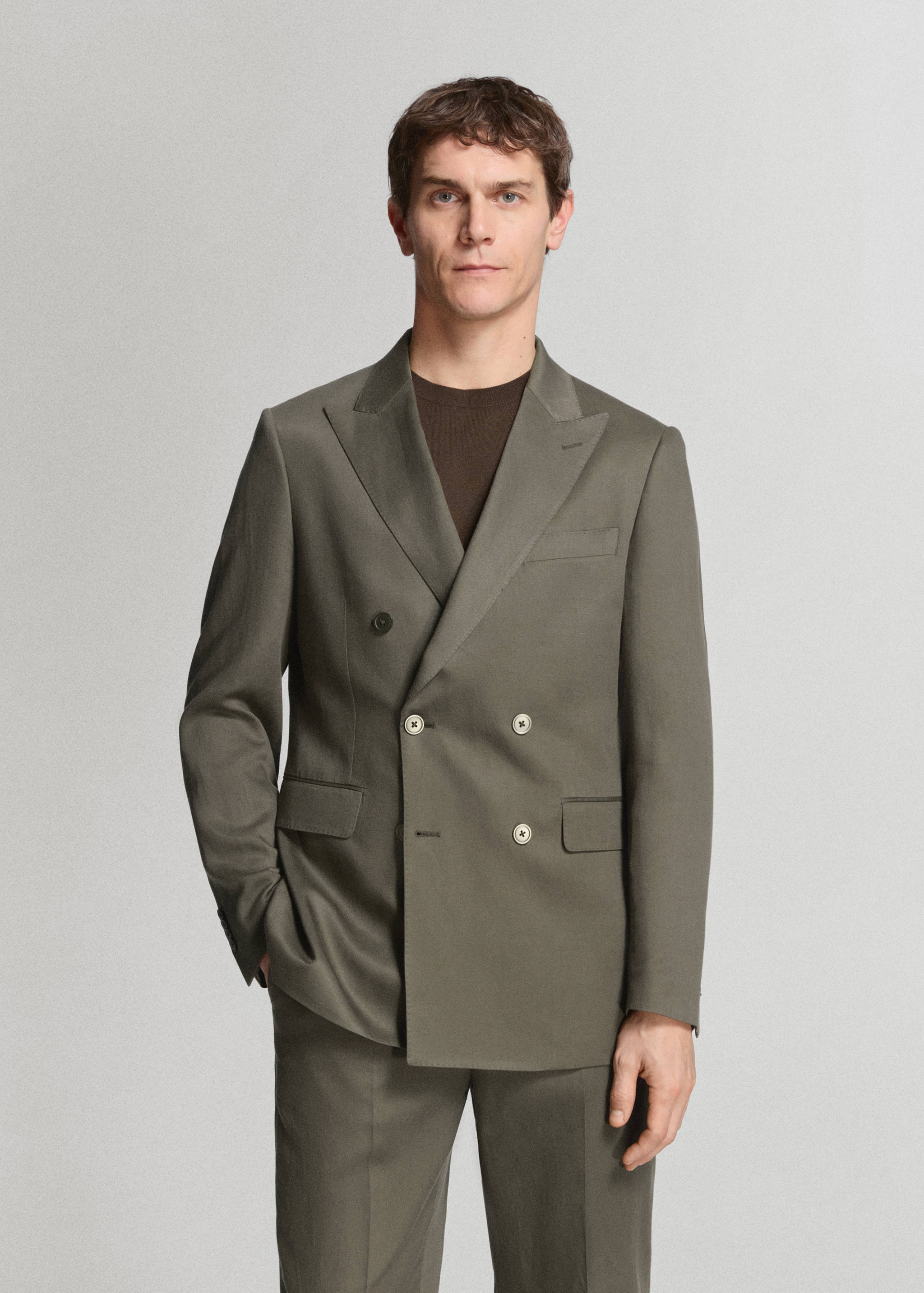 Slim-Fit-Zweireiher Amalfi - Mittlere Ansicht