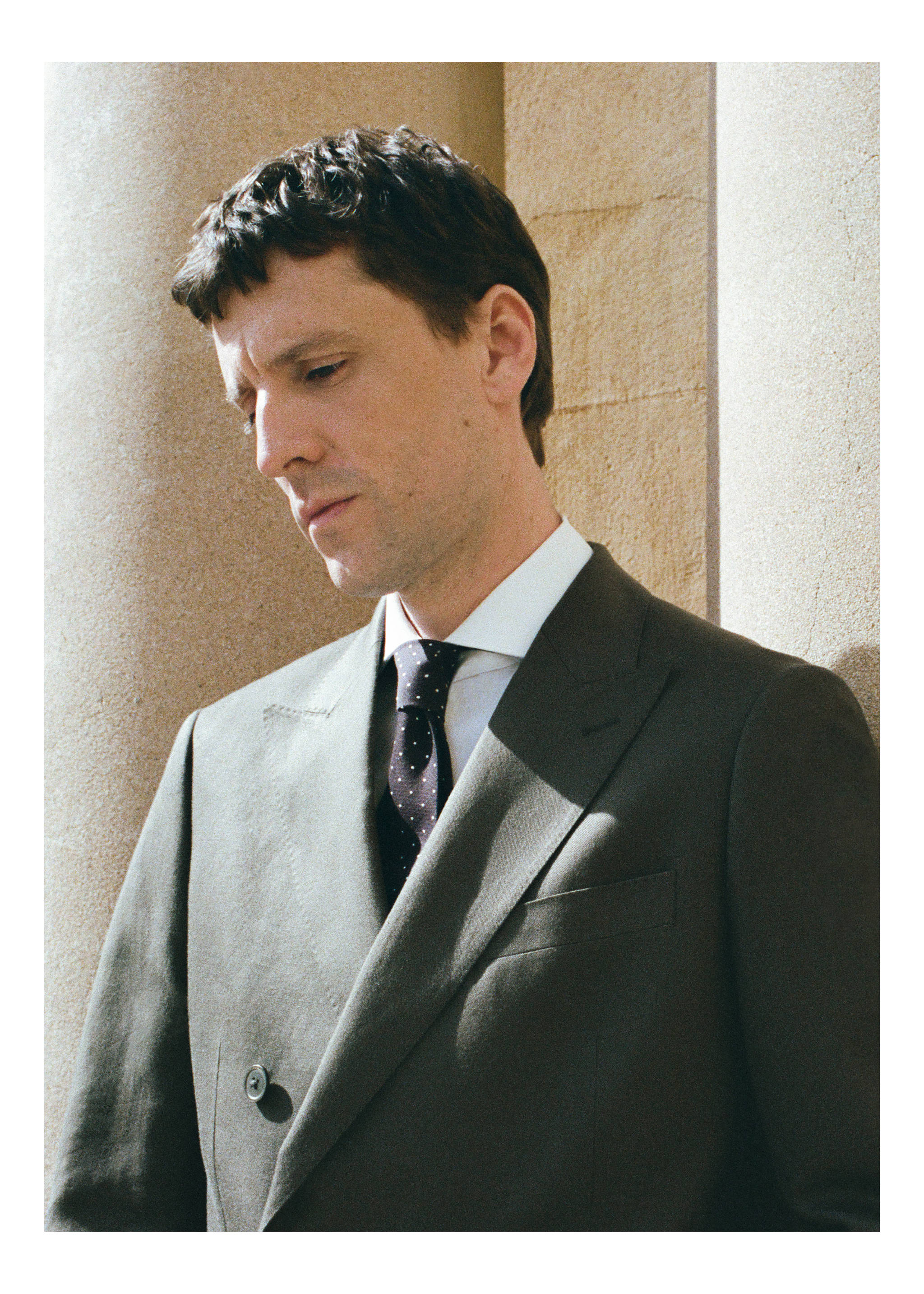 Amalfi slim fit double-breasted blazer - Details of the article 7, Khaki. Ref: 27045935-02.