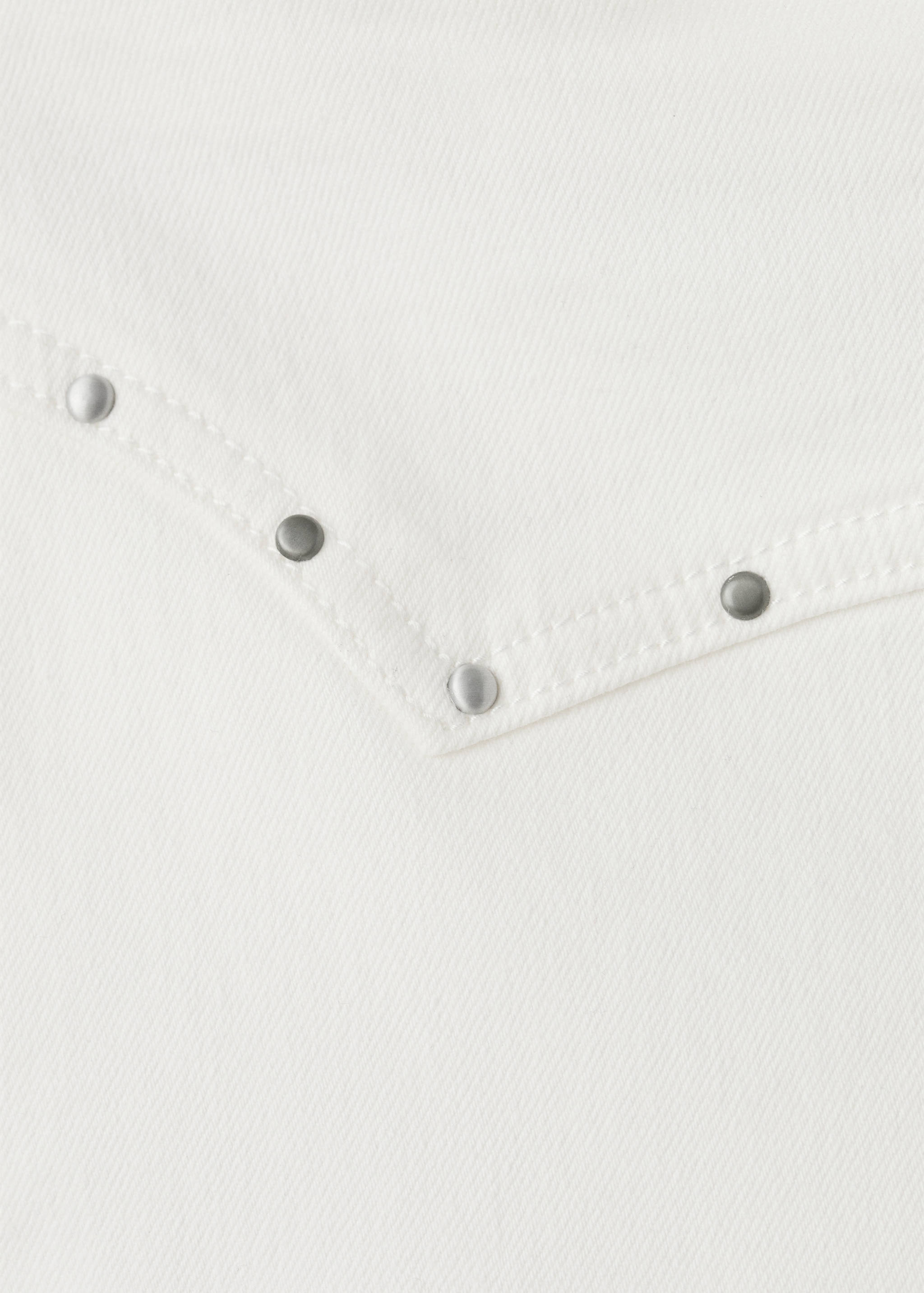 Mini-Shorts mit Nieten - Detail des Artikels 0