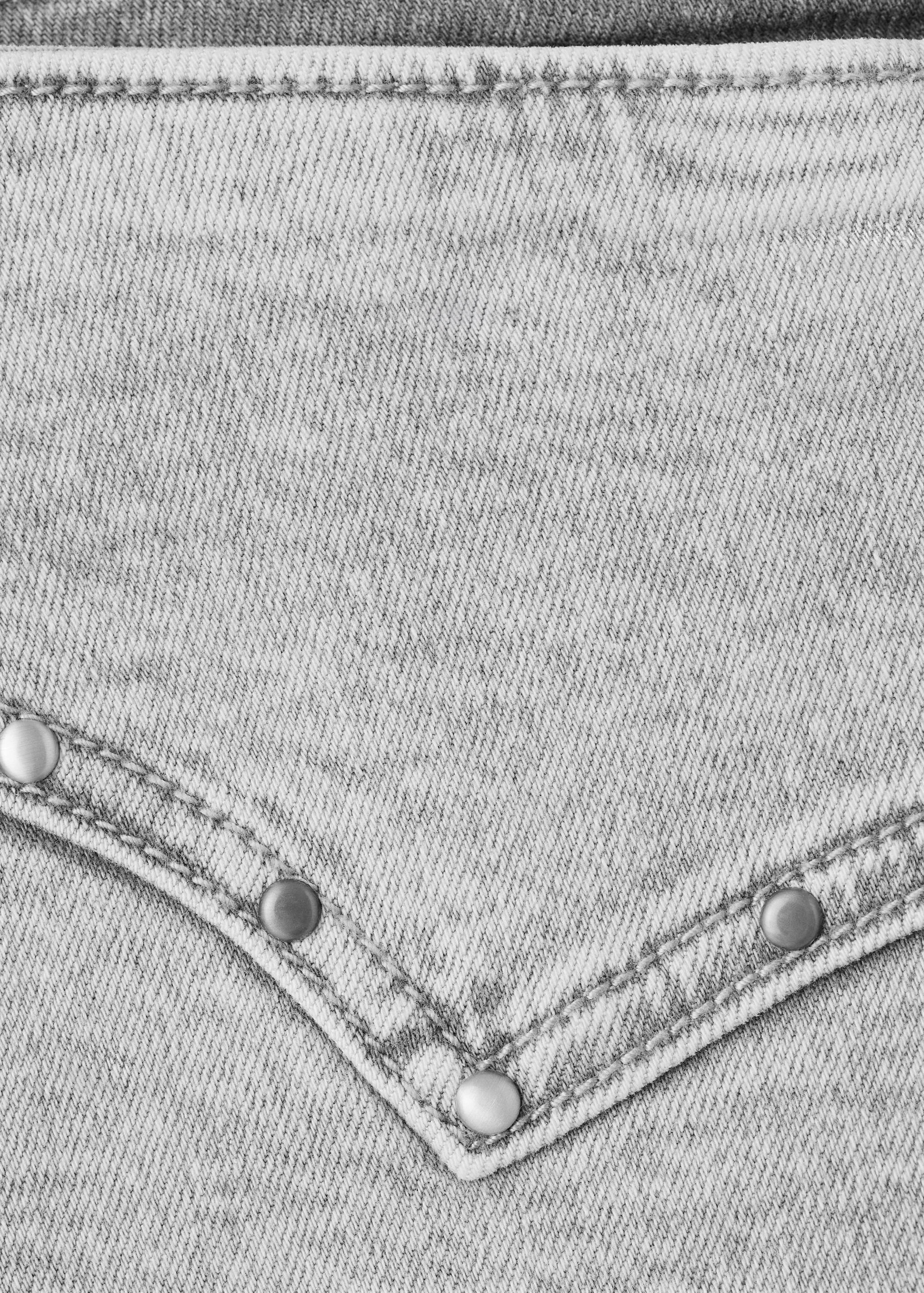 Mini-Shorts mit Nieten - Detail des Artikels 0