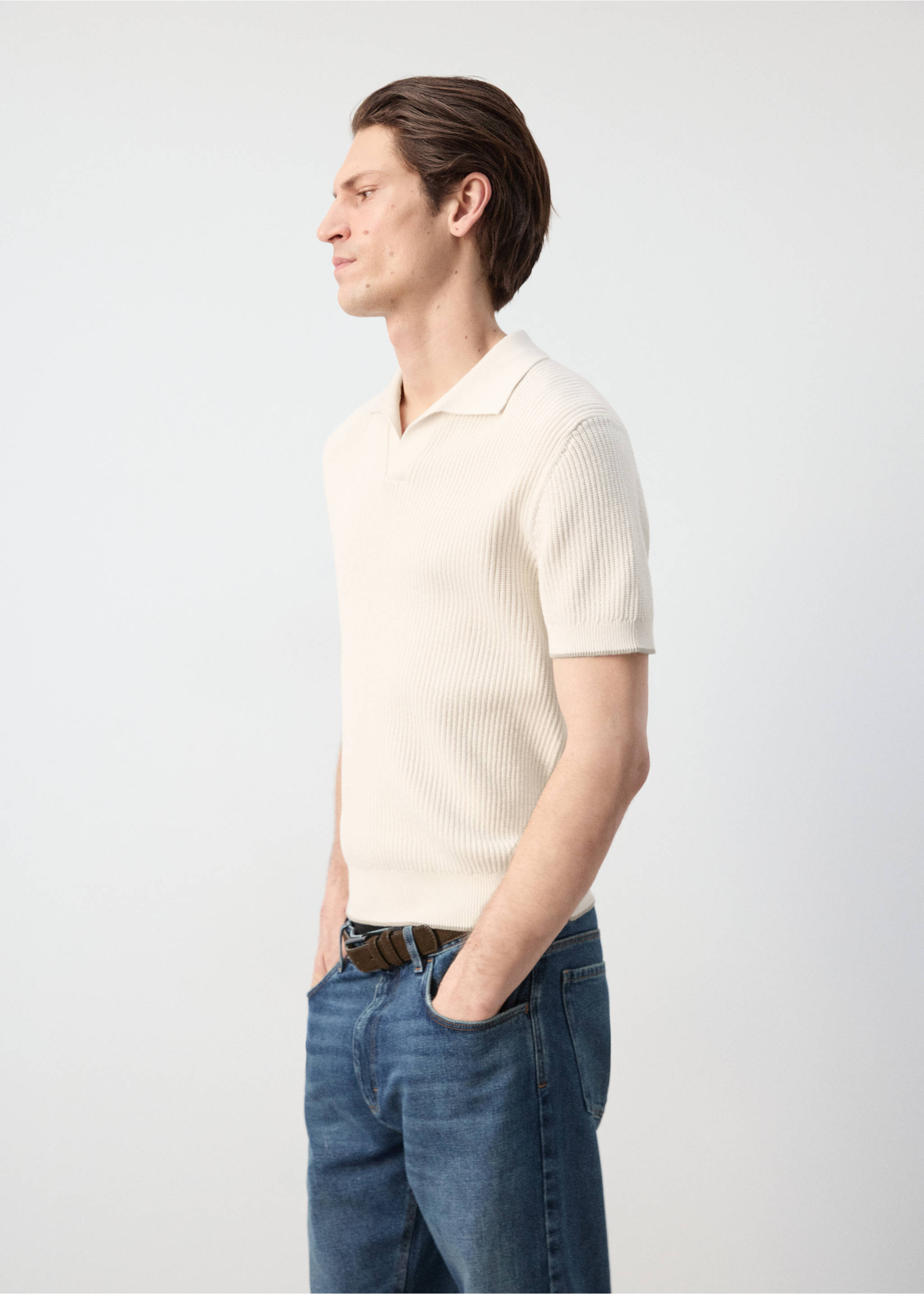 Contrast trim cotton polo shirt - Details of the article 2, Sand. Ref: 27045941-01.