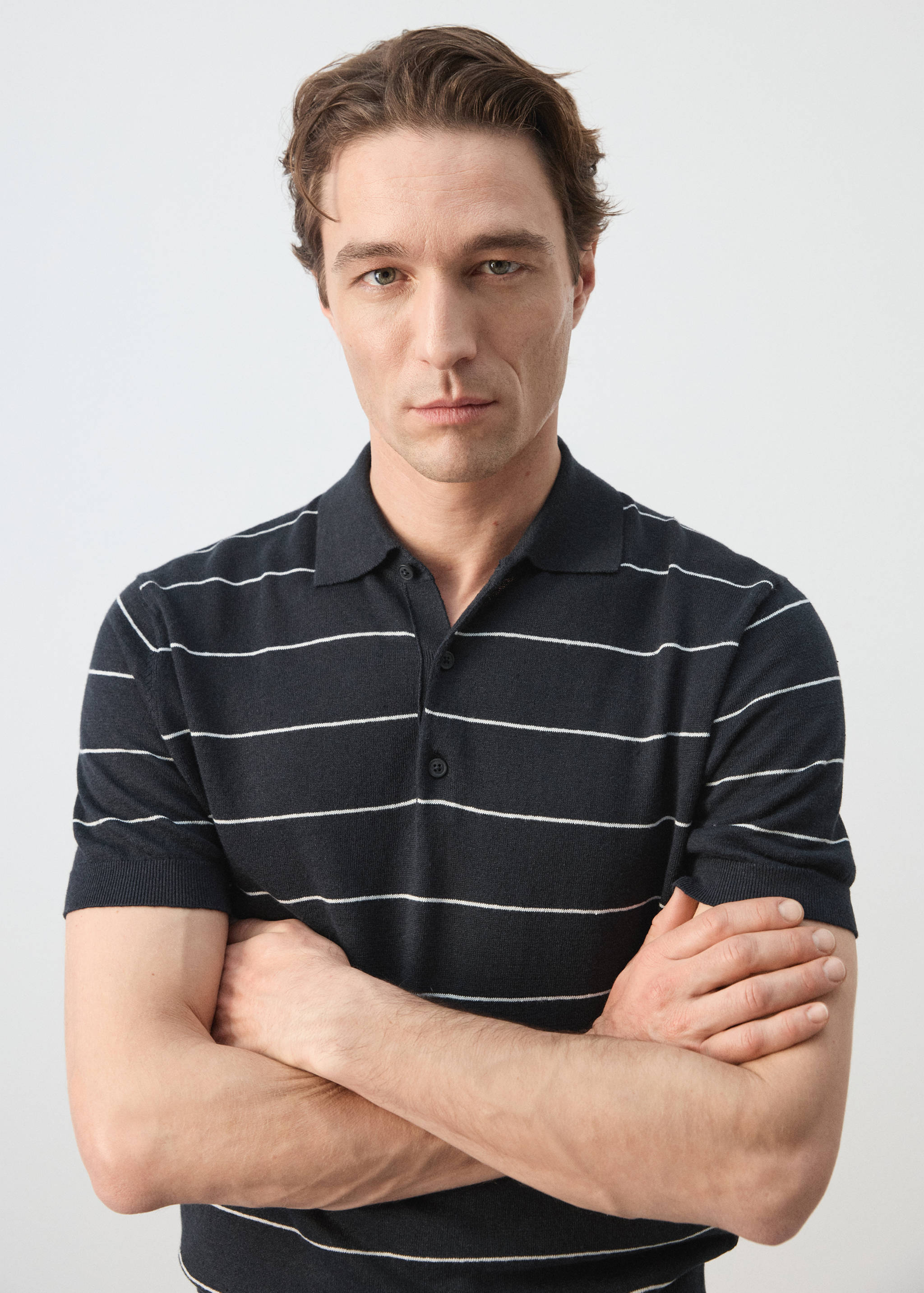 Поло из смеси льна в полоску - Деталь изделия 1