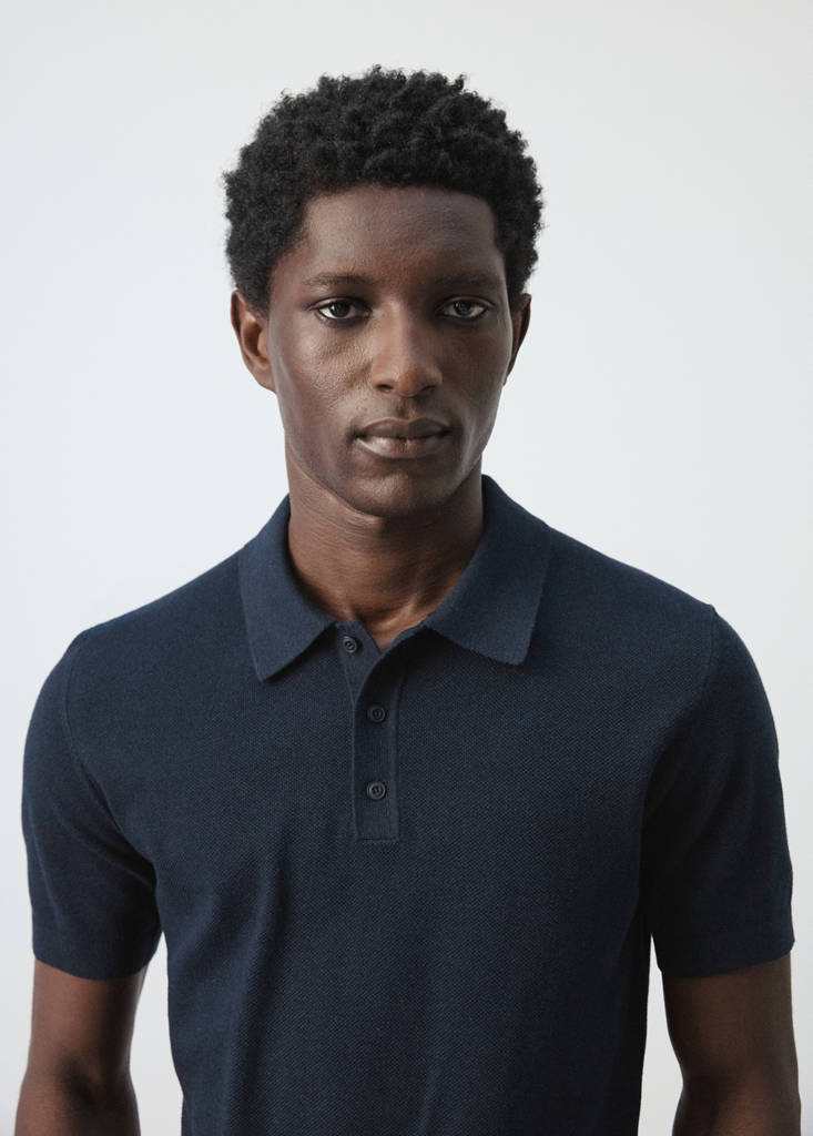 Fine knit polo shirt with microstructure — Navy