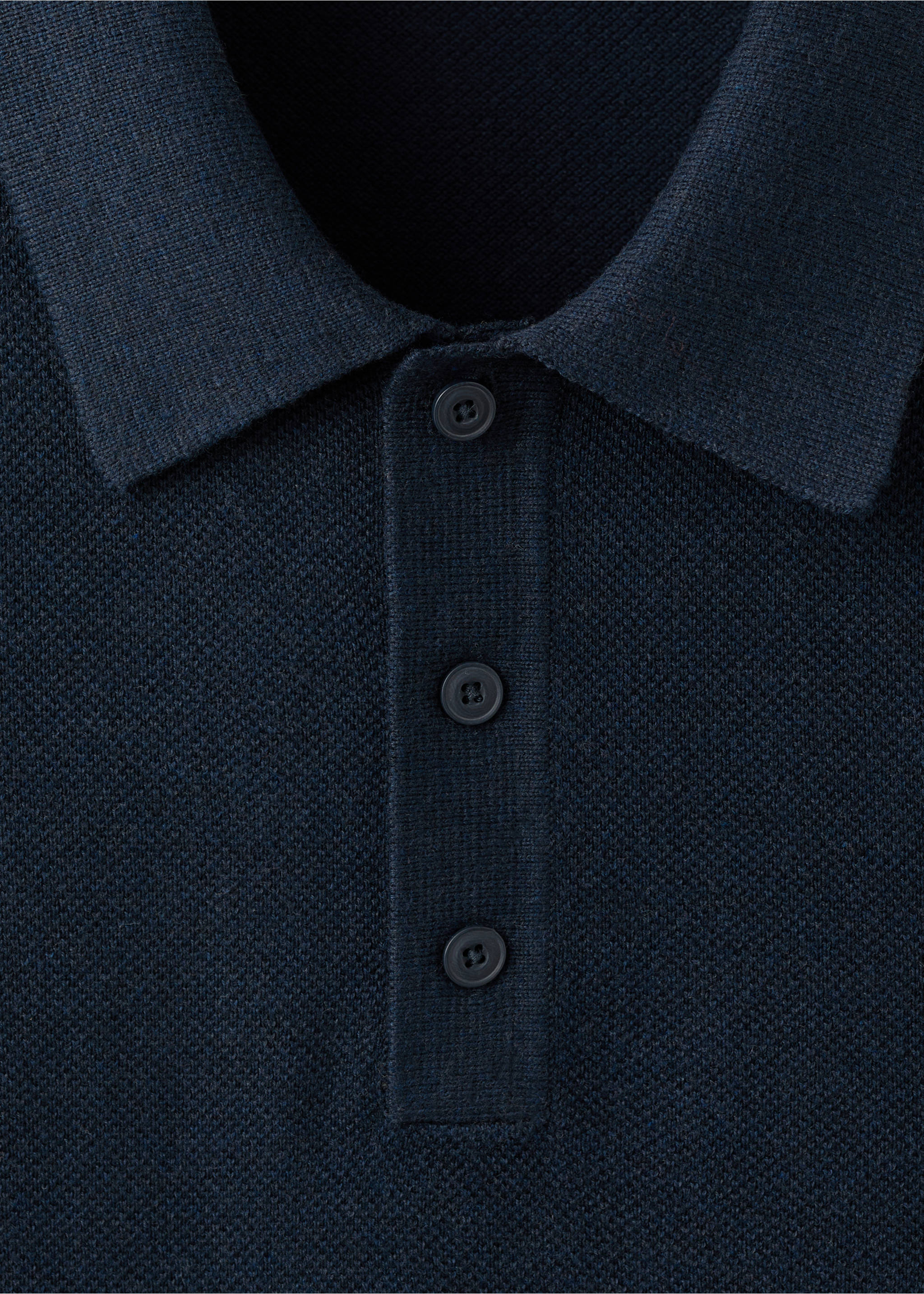 بولو بنسيج دقيق بميكروستركتشر - تفاصيل المنتج 8, أزرق غامق. Ref: 27045944-00.