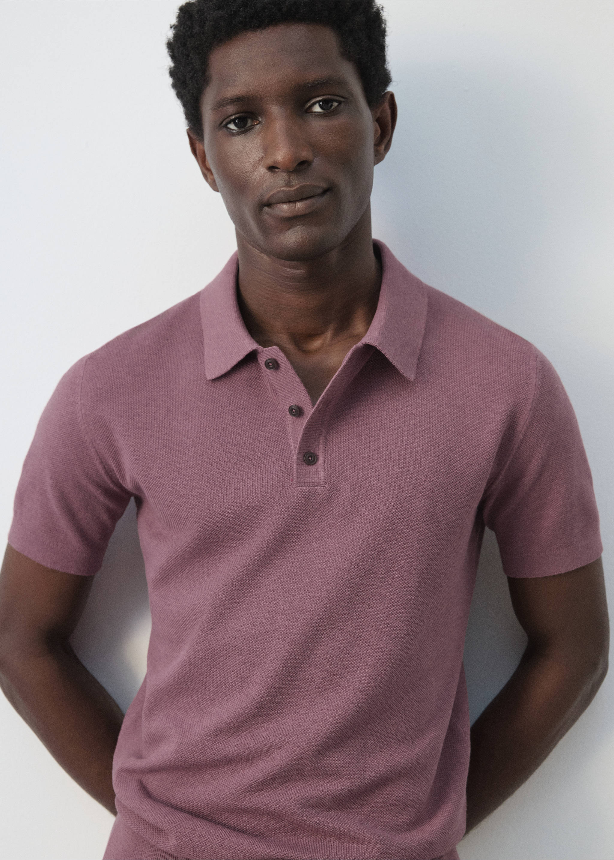 بولو بنسيج دقيق بميكروستركتشر - تفاصيل المنتج 1, أرجواني. Ref: 27045944-00.