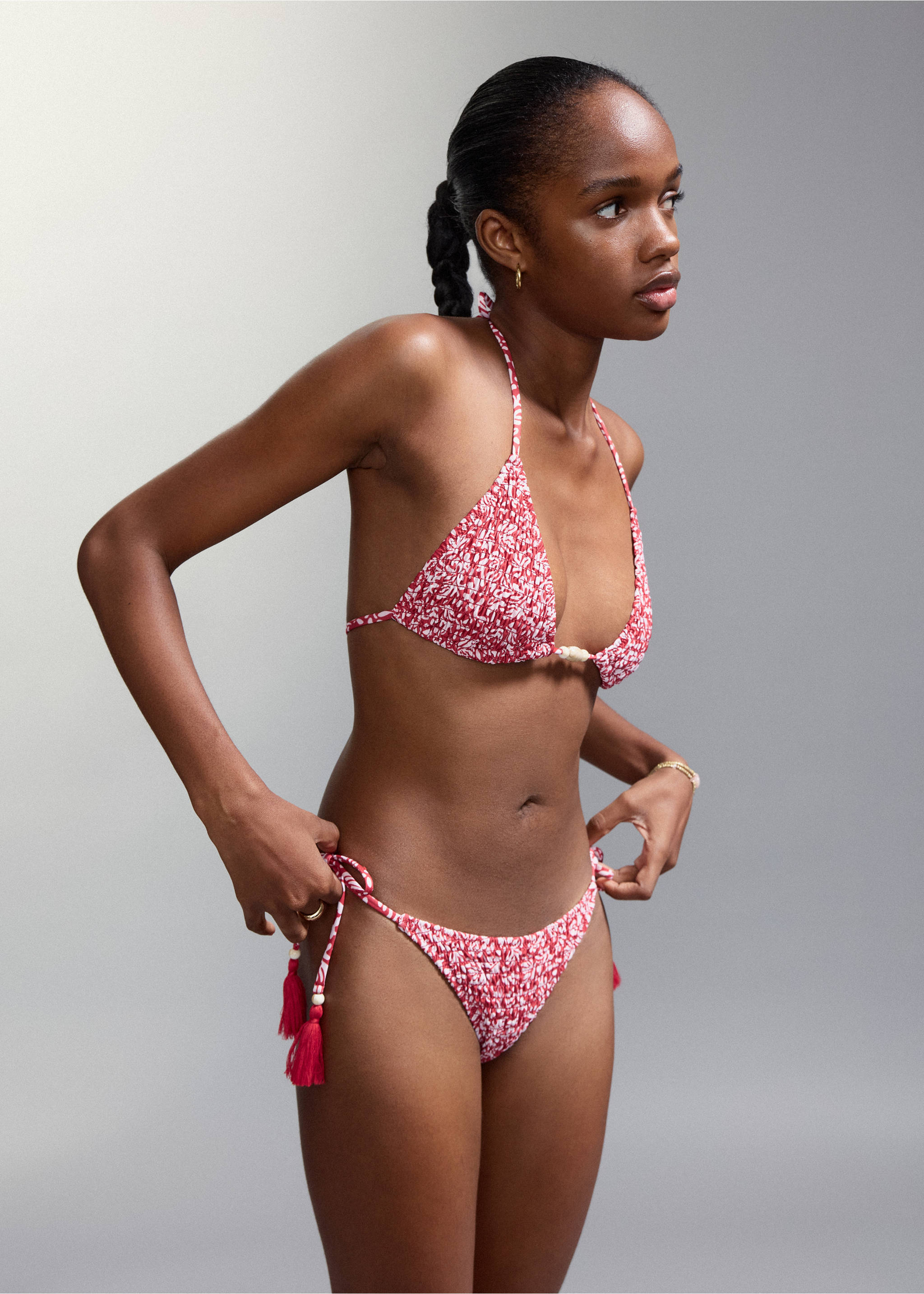 Bedruckter Bikini mit mittelhohem Slip - Mittlere Ansicht, Kirschrot. Ref: 27045946-00.