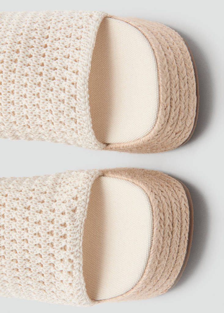 Platform sandals — Beige