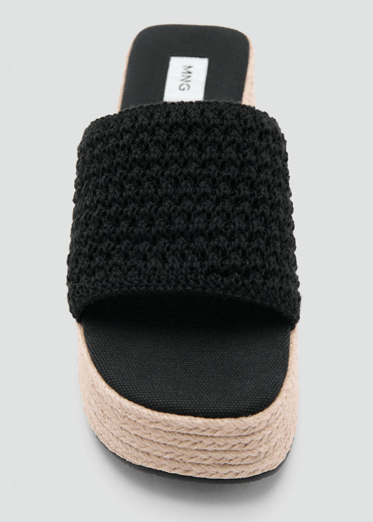 Platform sandals — Black