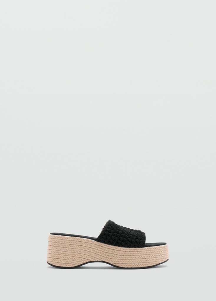 Platform sandals — Black
