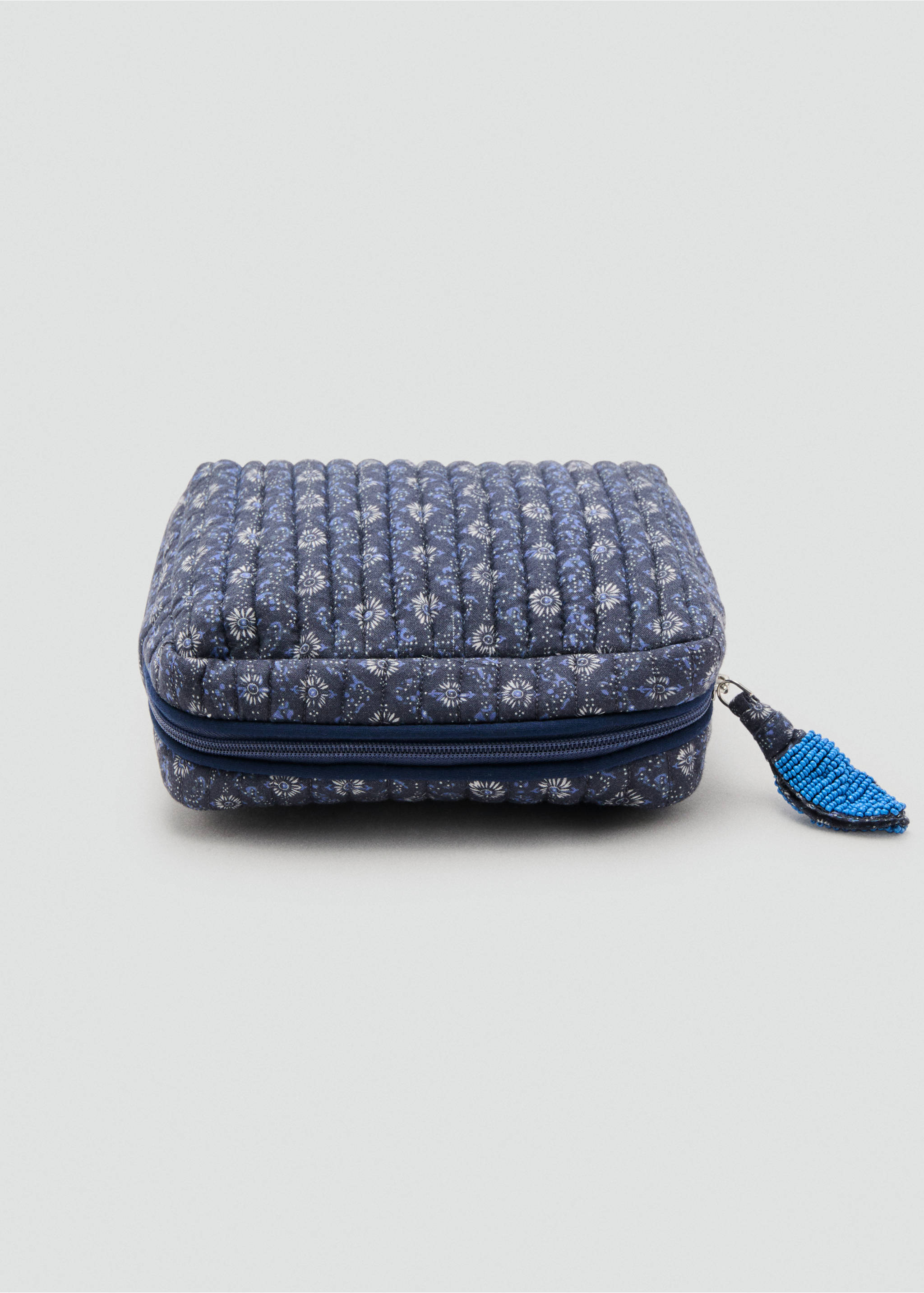 Pochette cosmétique imprimée - Détail de l'article 1, Bleu marine. Ref: 27045953-00.