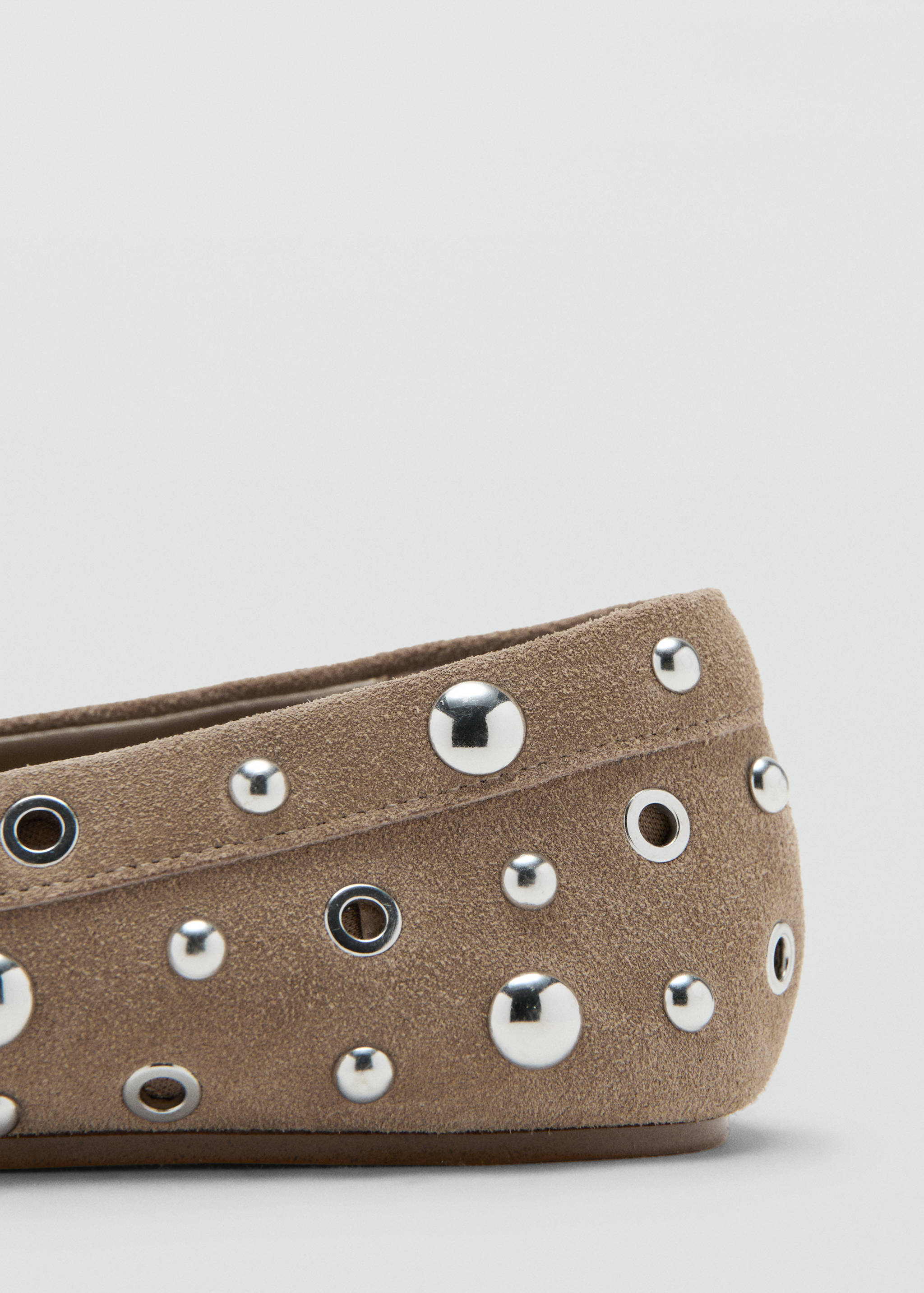 Suede moccasin with eyelets - Details of the article 1