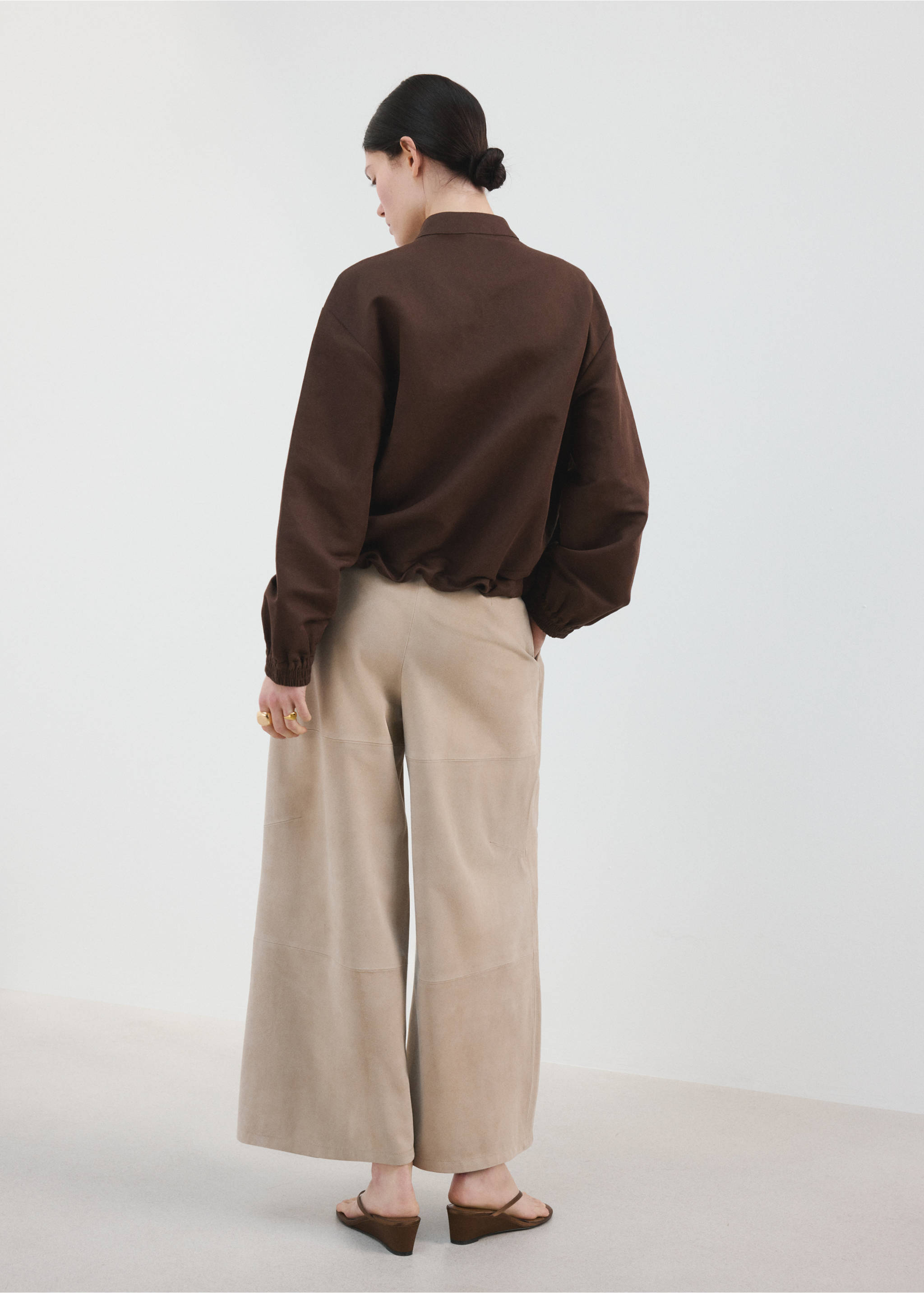 Jaqueta bomber lli - Revers de l'article, Xocolata. Ref: 27045963-00.