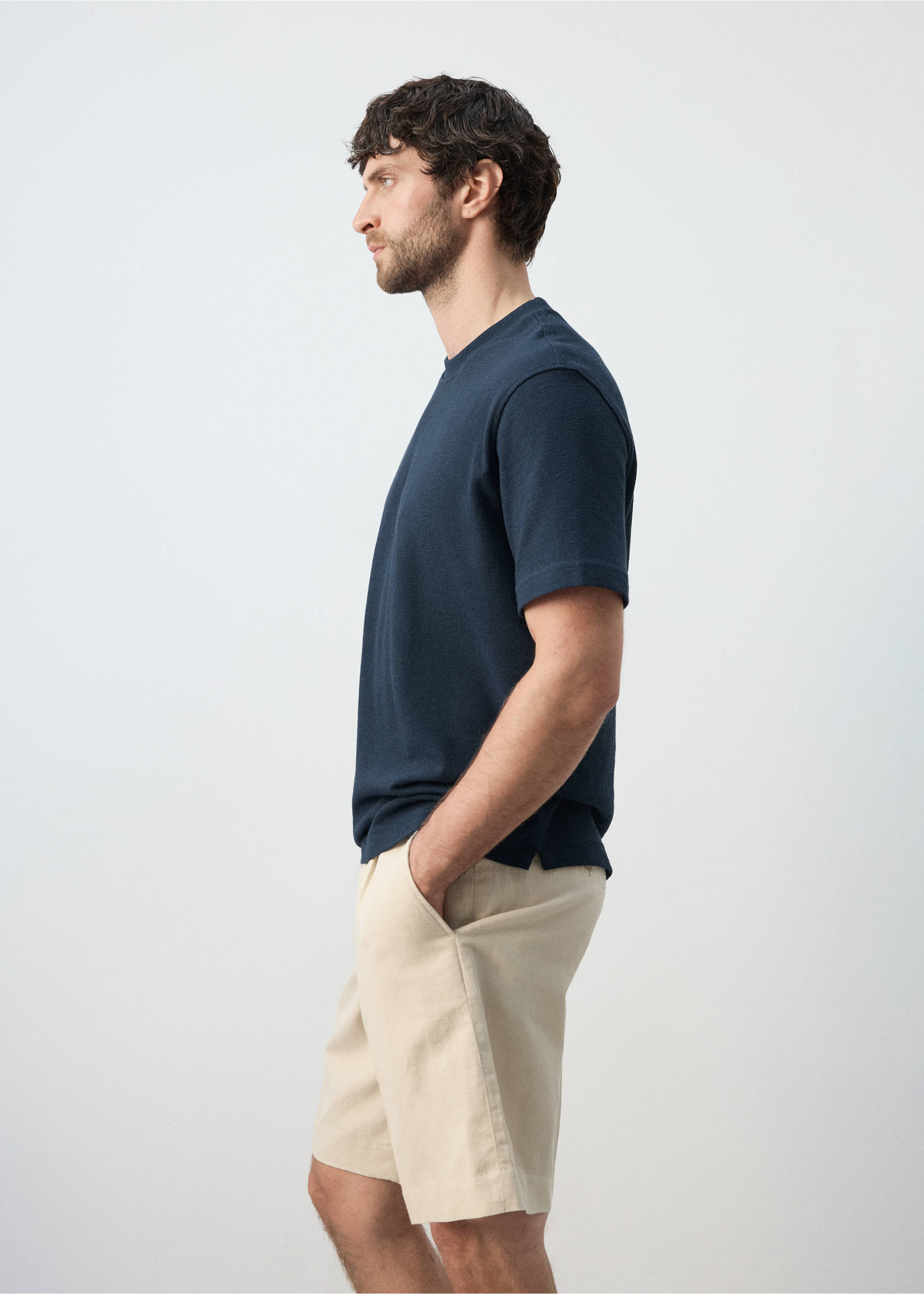 100% cotton T-shirt regular fit - Details of the article 2, Navy. Ref: 27045964-00.