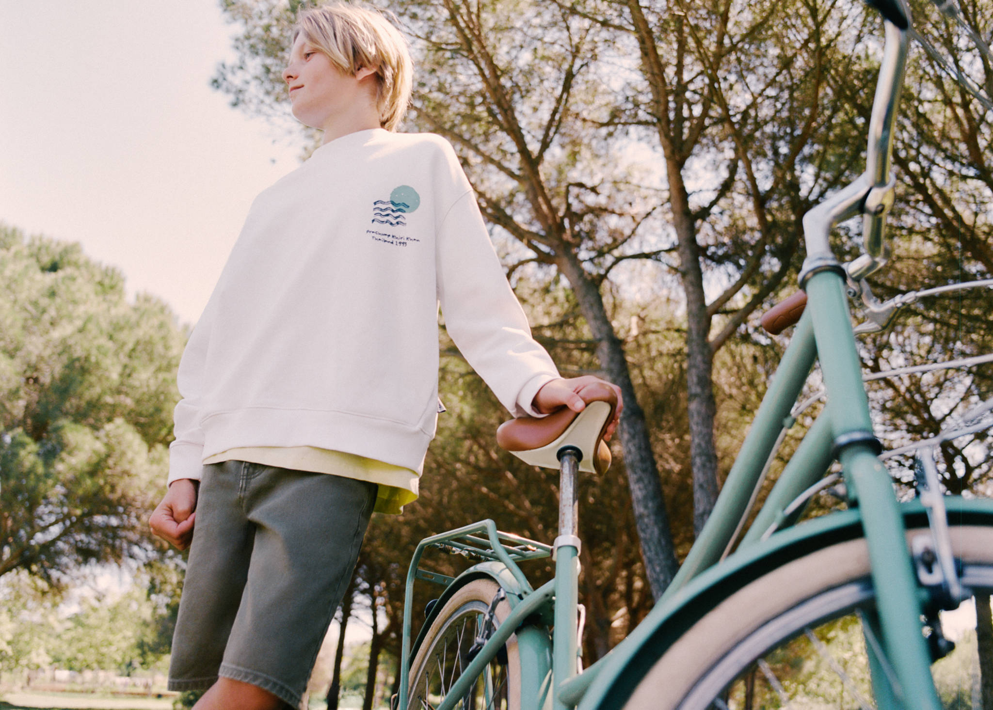 Cotton sweatshirt with text print - Panoramic plane