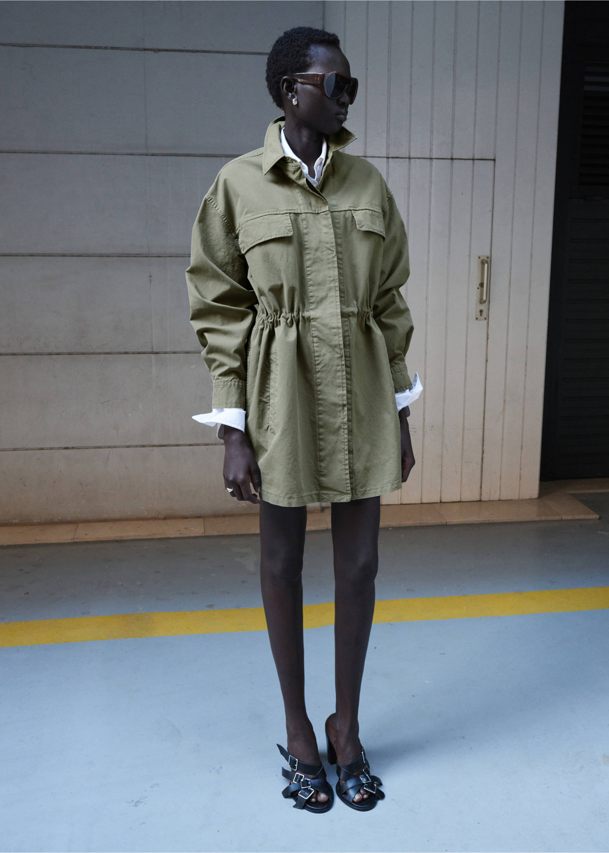 Parka jean oversize - Plan général, Kaki. Ref: 27045973-00.