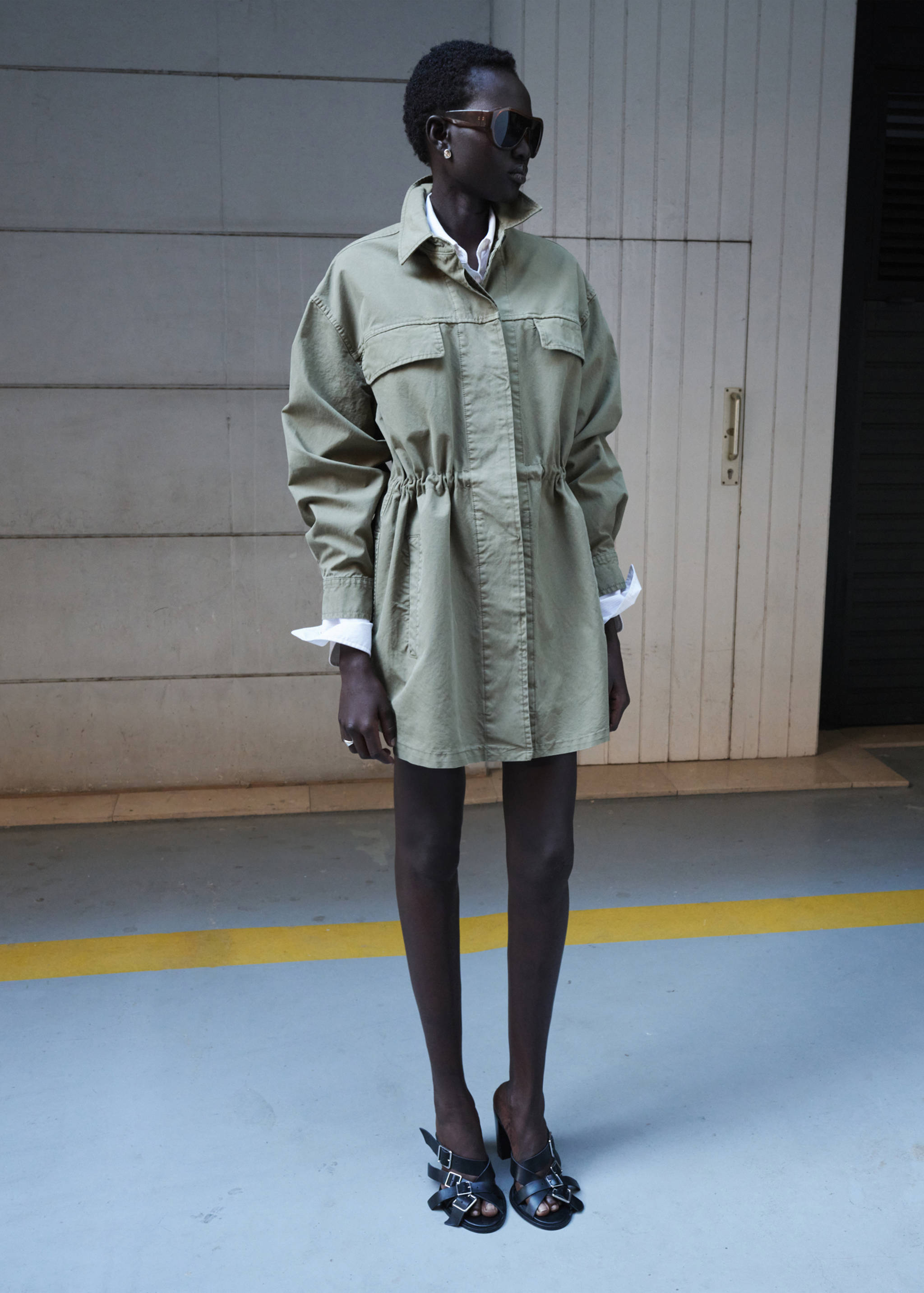 Джинсовая парка оверсайз - Общий план