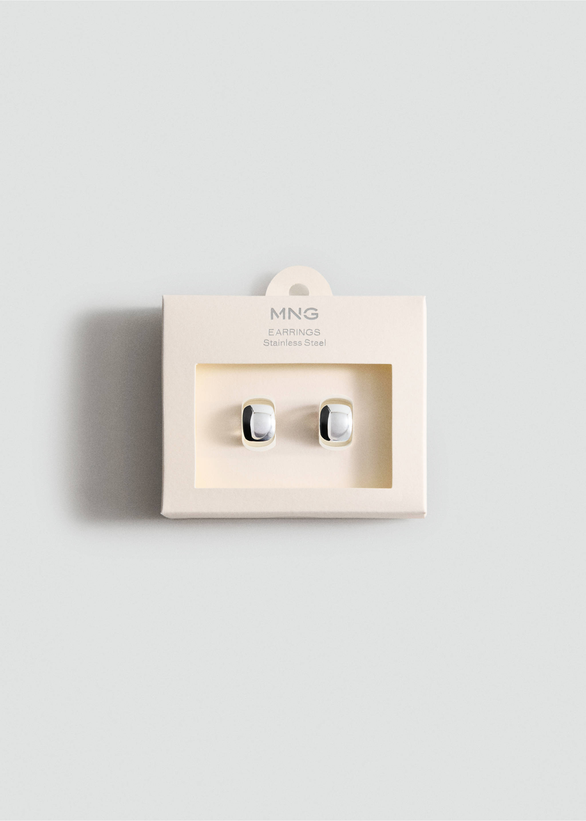 Embossed stainless steel earrings - Details of the article 1, Silver. Ref: 27045976-00.