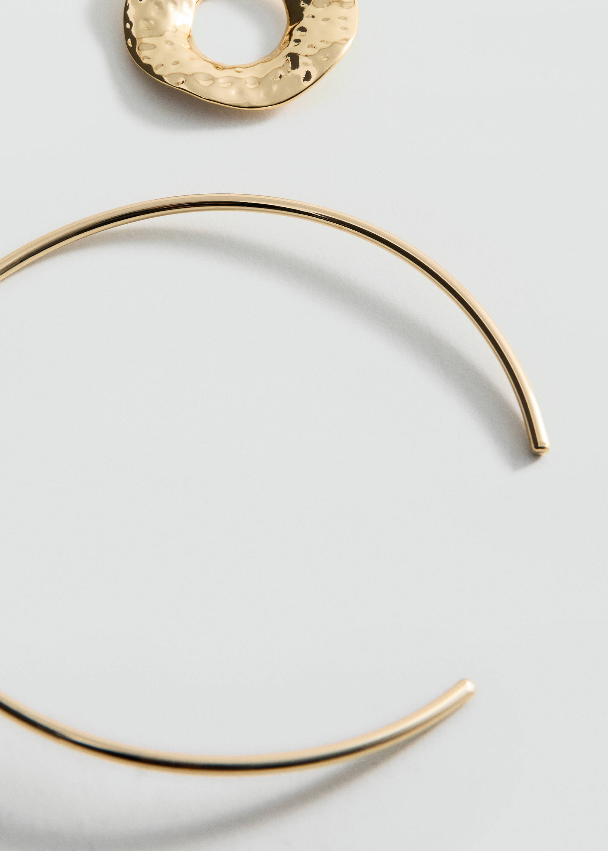 Rigid circular-design necklace - Details of the article 1