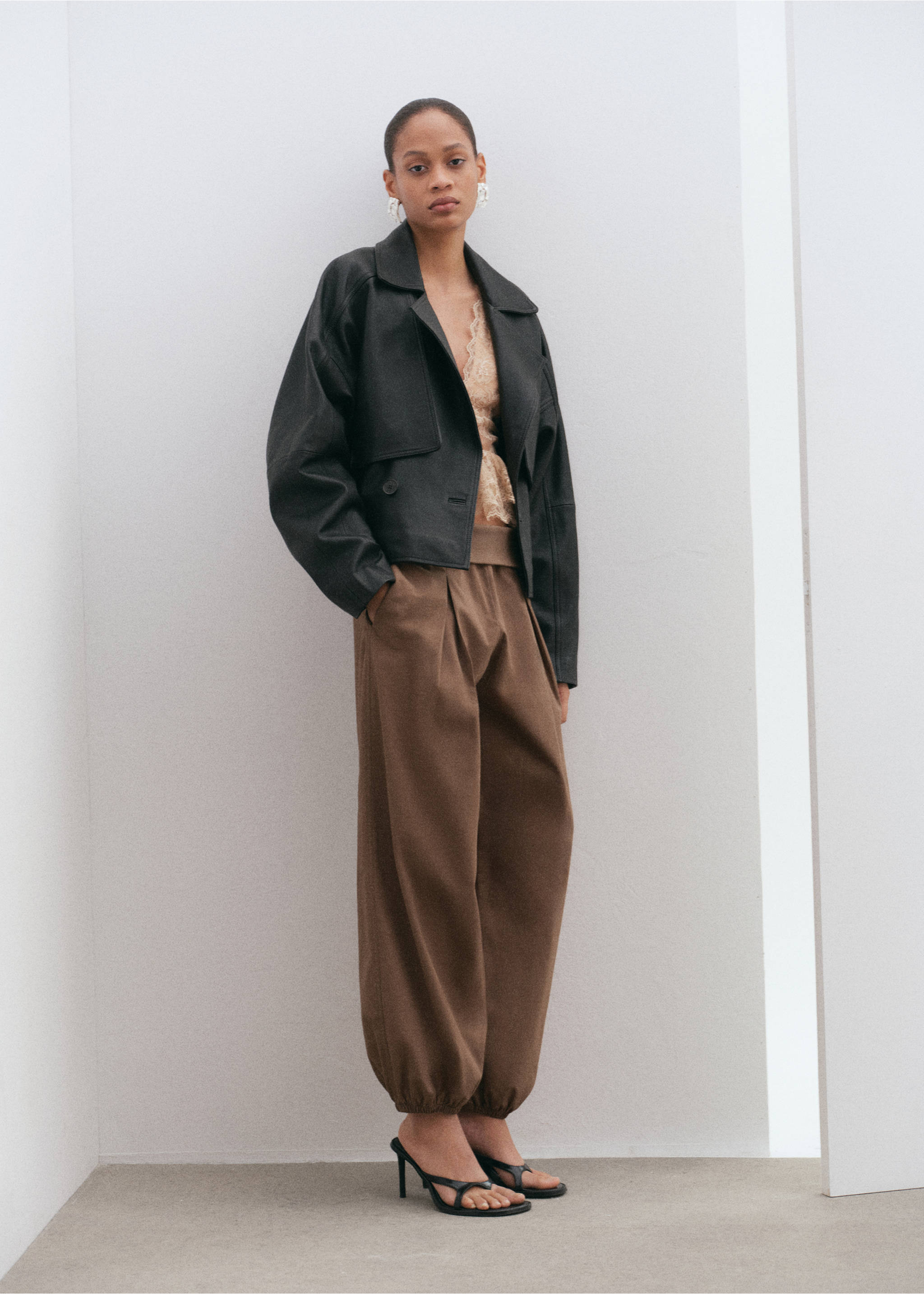 Top dentelle volants - Plan général, Beige. Ref: 27045997-00.