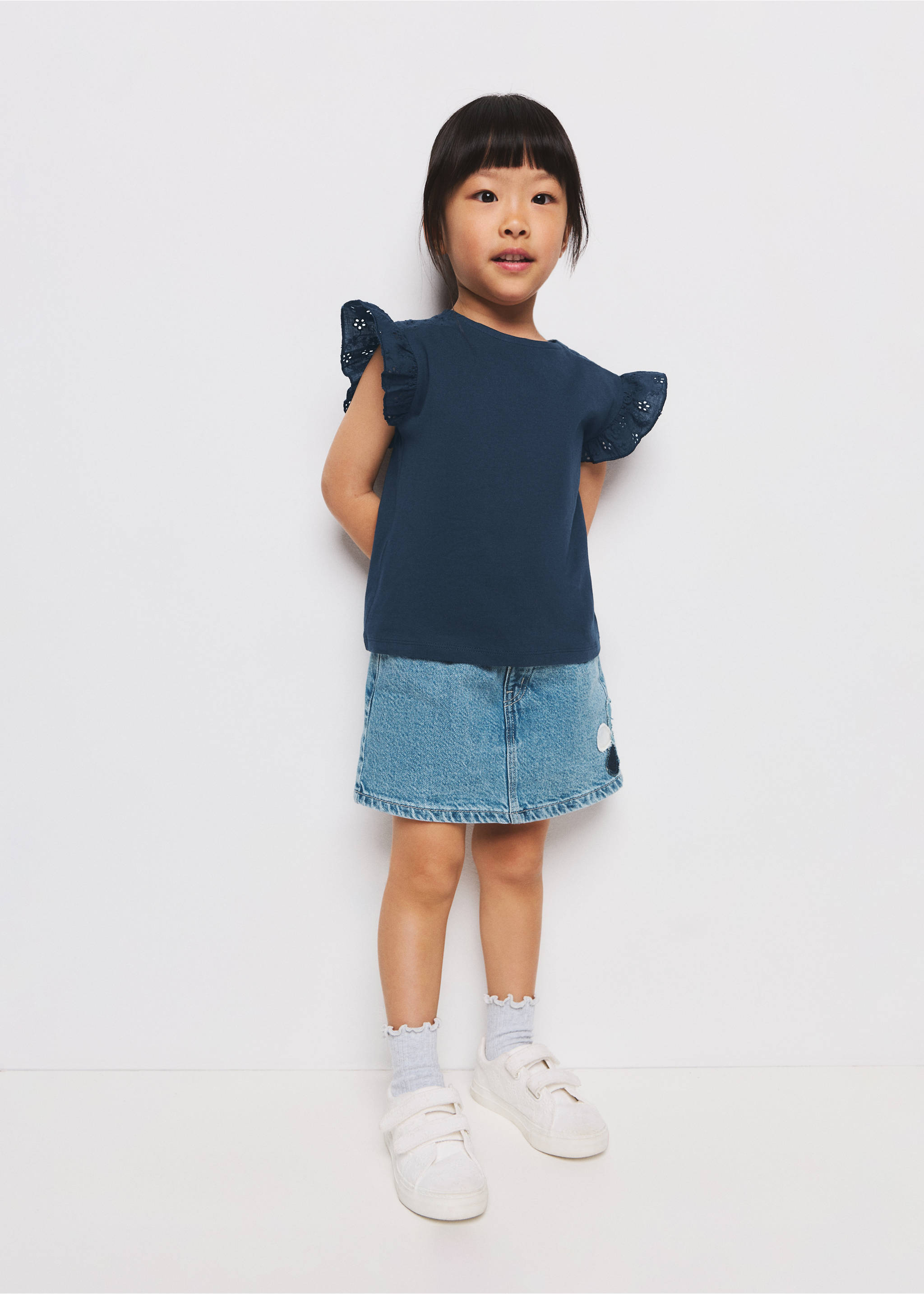 تيشيرت بكشكشة وتفاصيل مطرزة - رؤية عامة, أزرق غامق. Ref: 27046339-00.