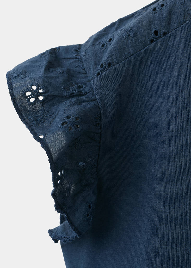 Ruffle top with embroidered details — Navy