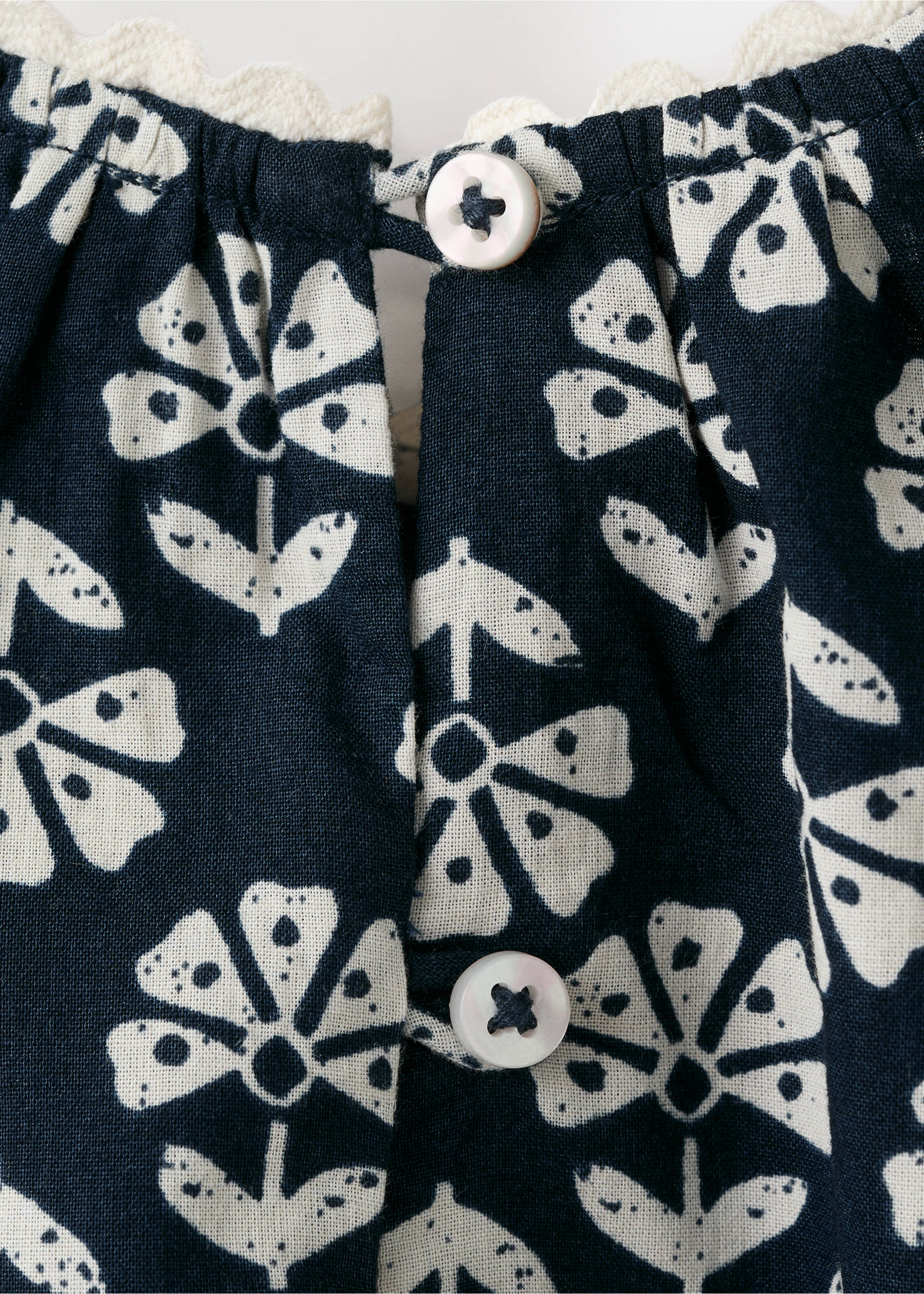 Vestit estampat floral - Detall de l'article 8, Blau marí. Ref: 27046341-00.