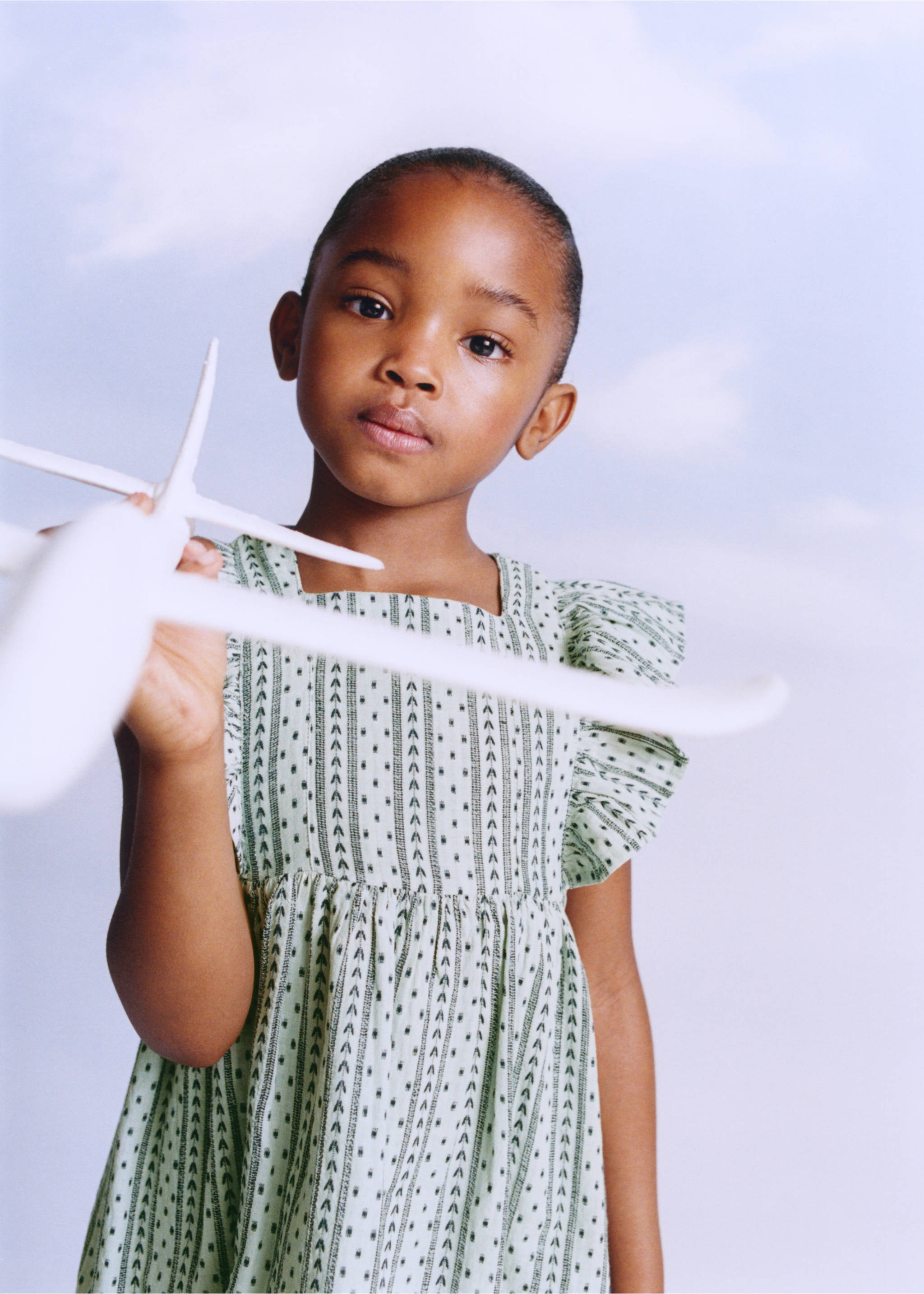 Vestido corto detalle volantes - Detalle del artículo 5, Verde pastel. Ref: 27046342-00.