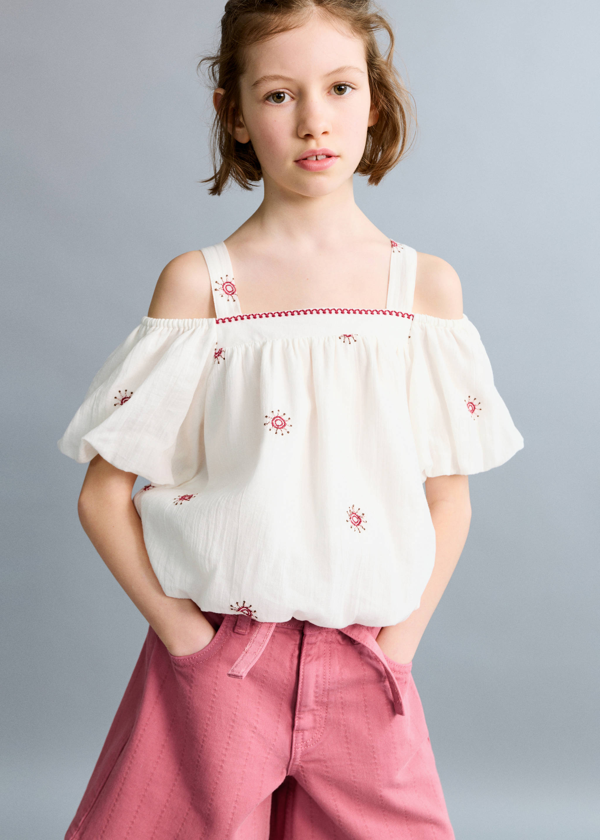Embroidered off-the-shoulder blouse - Details of the article 1