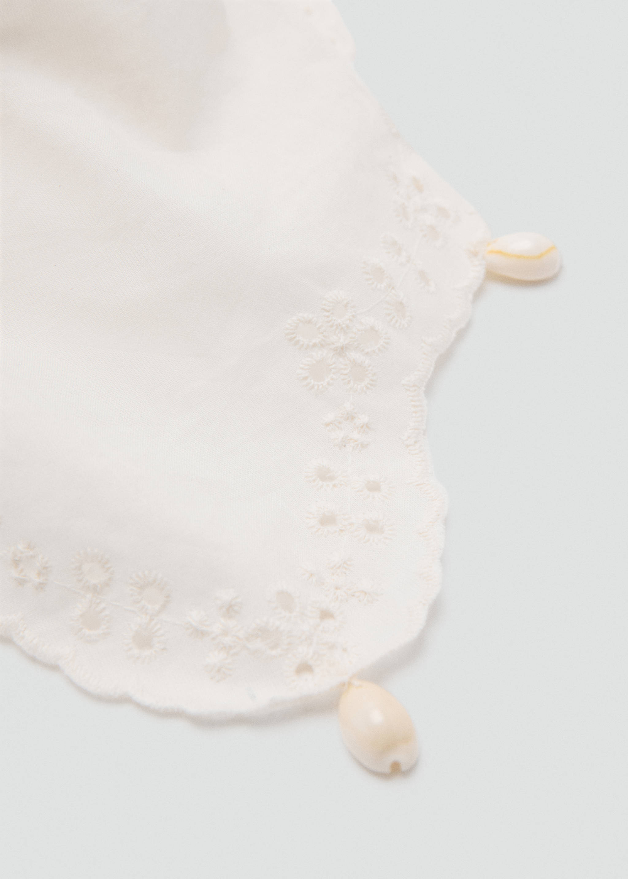 Embroidered handkerchief with bead detail - Medium plane